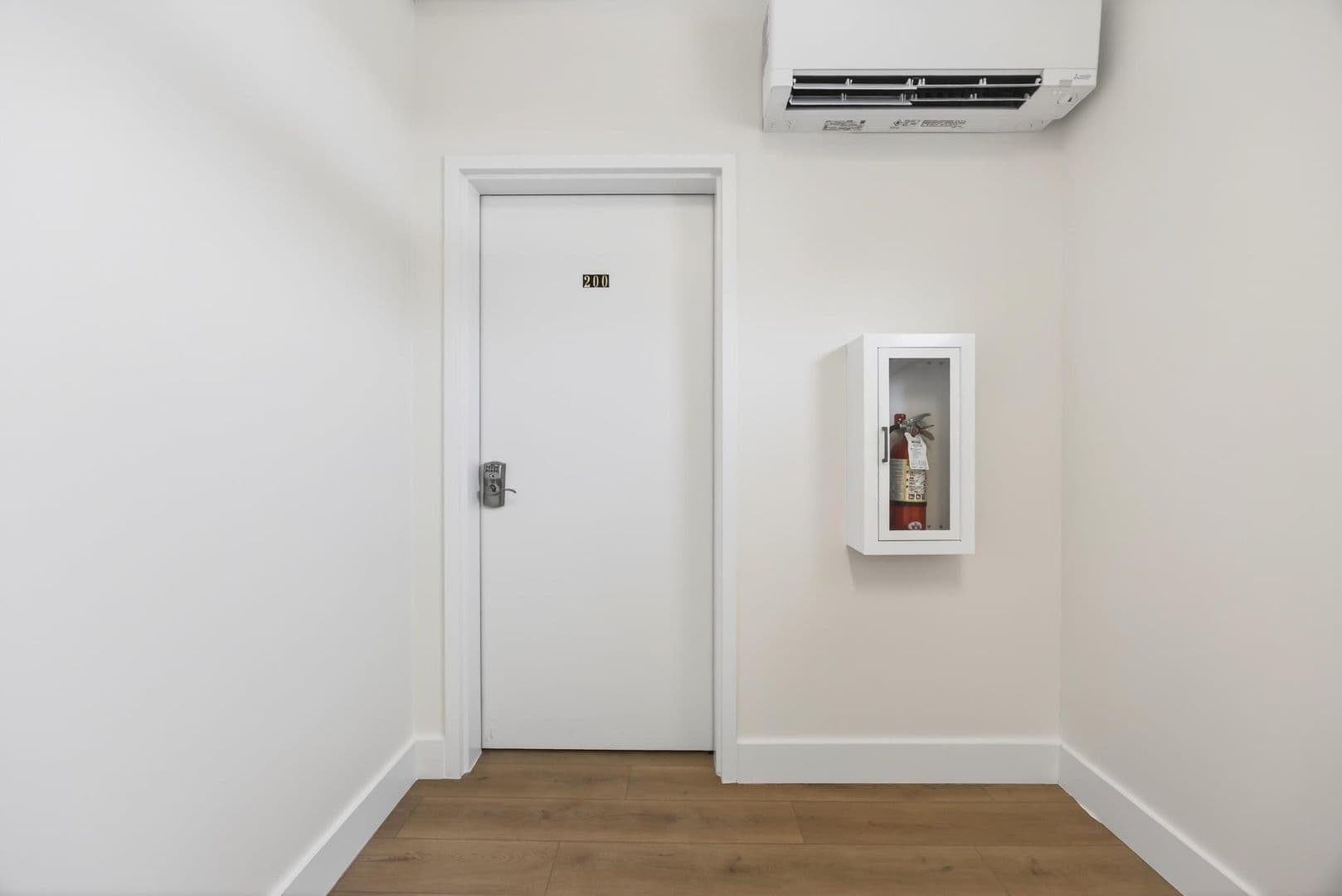 Bloomington Apartment: 116 E. 3rd St