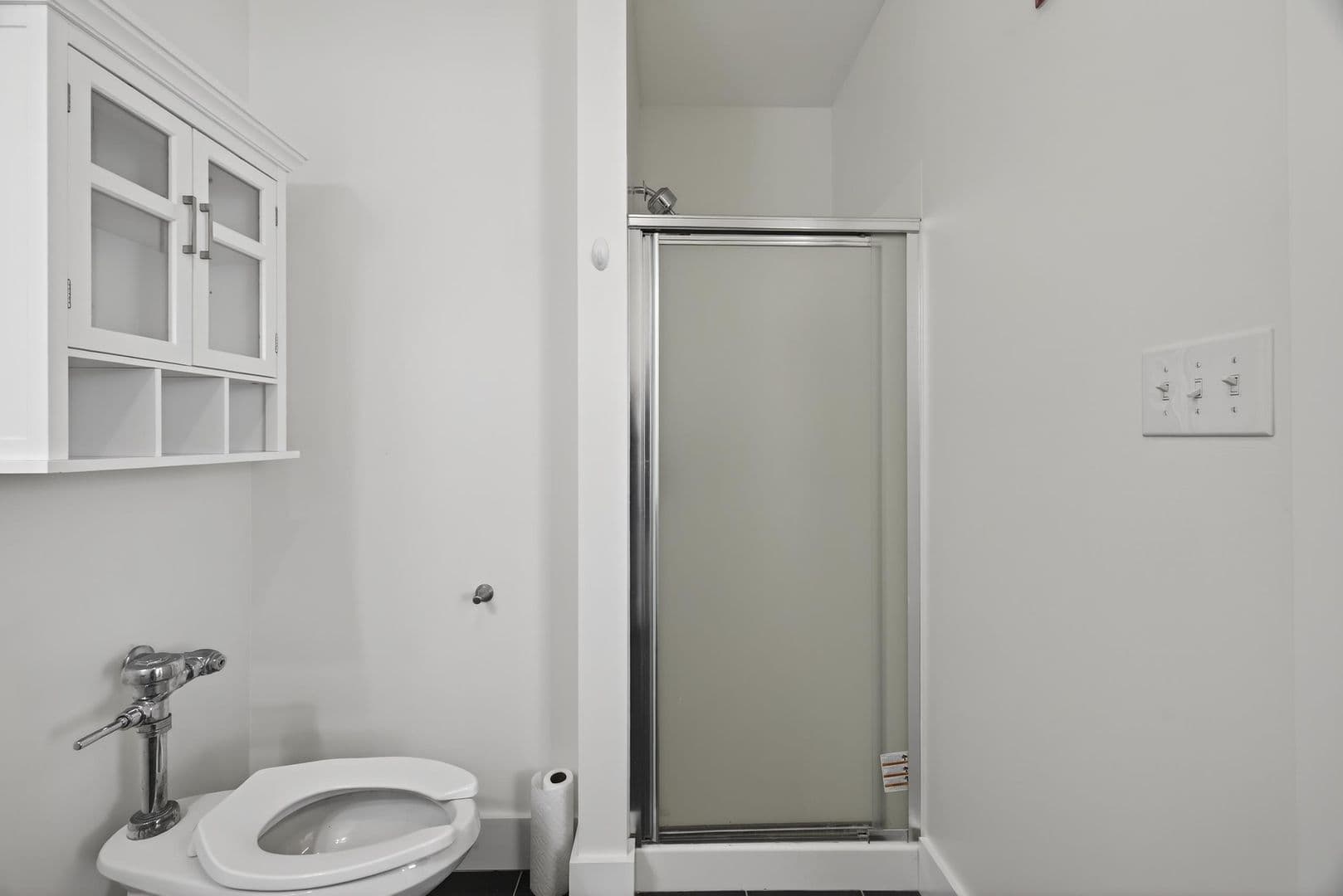 Bloomington Apartment: 116 E. 3rd St