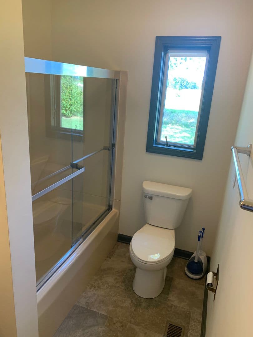 Bloomington House: 7691 W Reeves Road