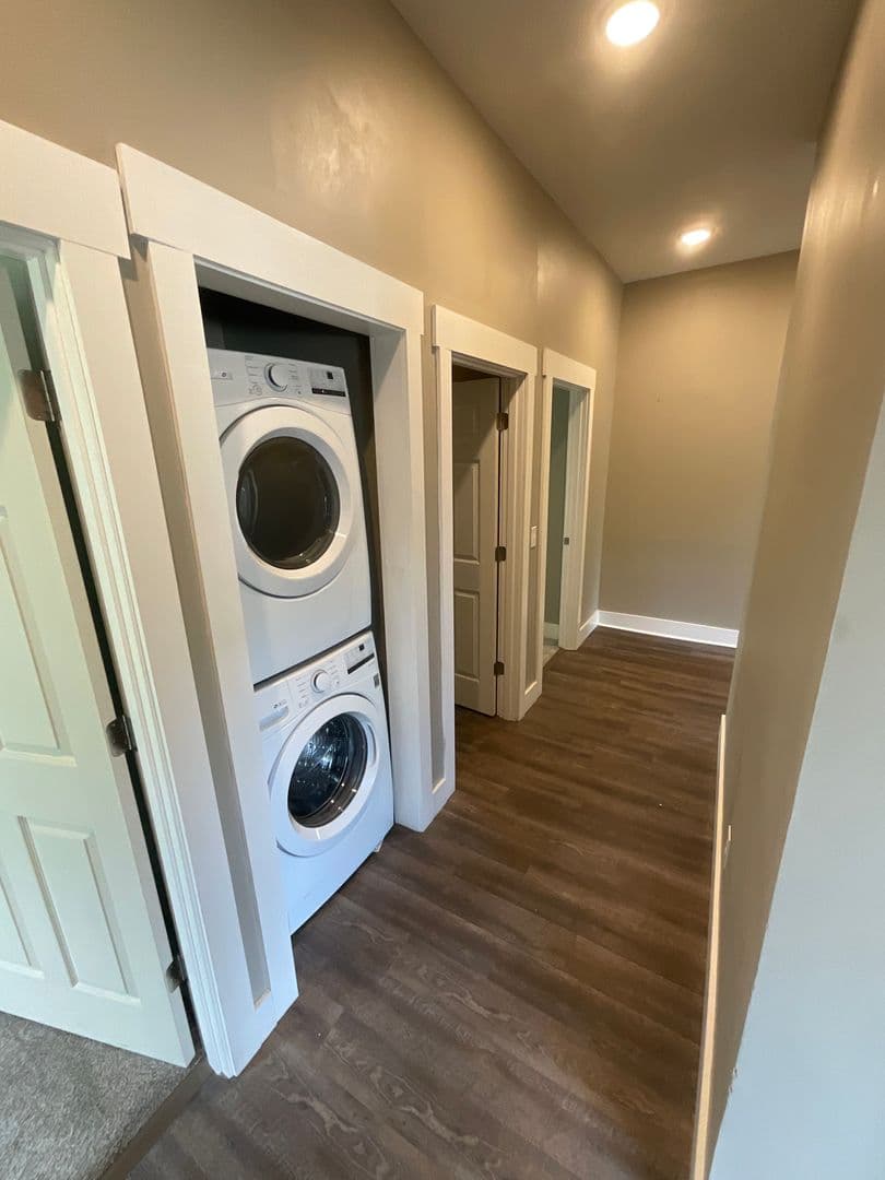 Bloomington Apartment: 317 N. Dunn St