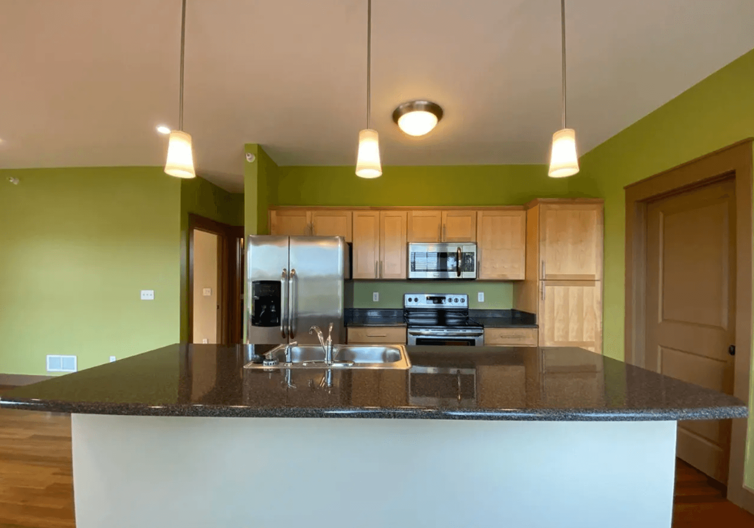 Bloomington Apartment: 231 W. Dodds Street