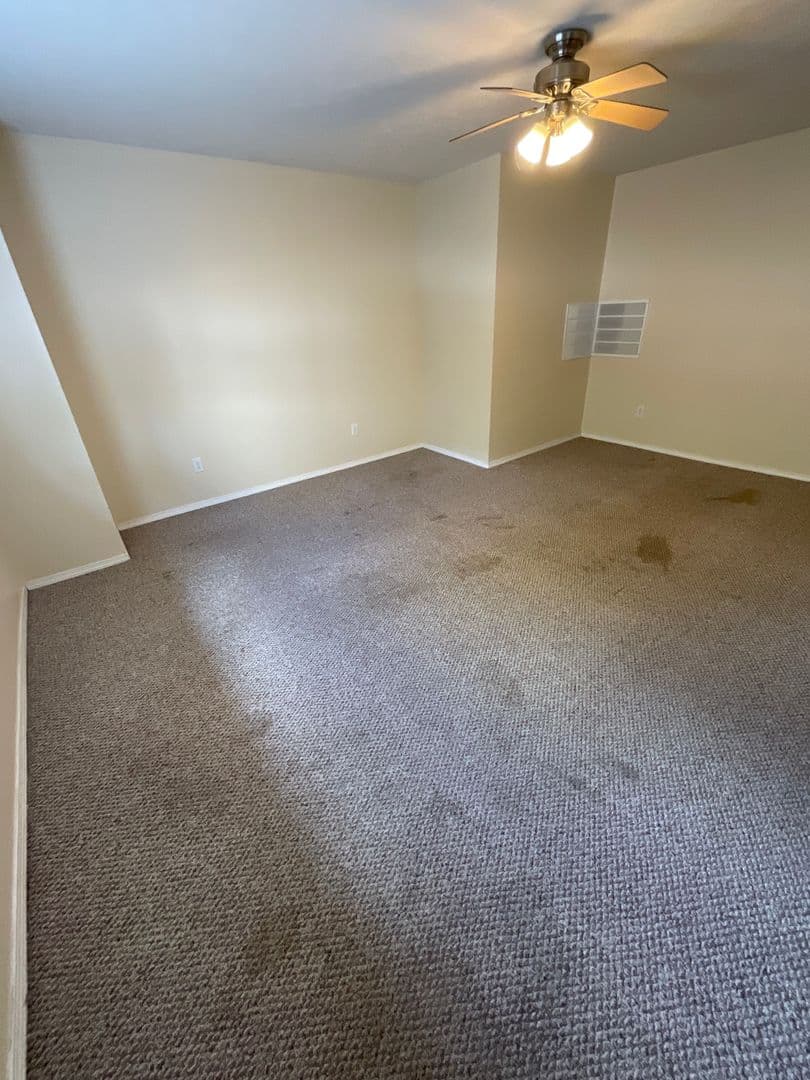 Bloomington House: 318 E. 10th St