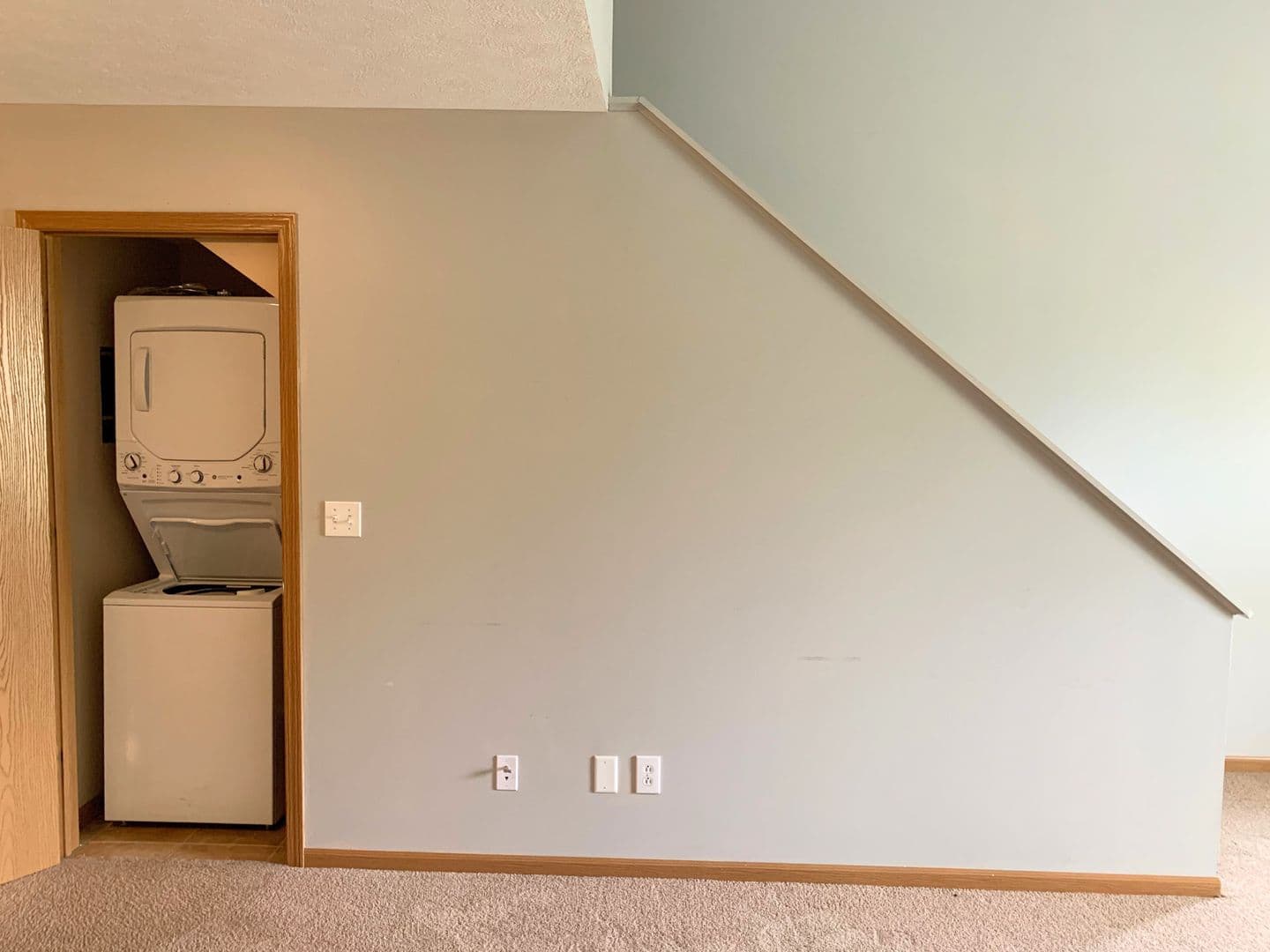 Terre Haute Apartment: 1897 N Hunt St