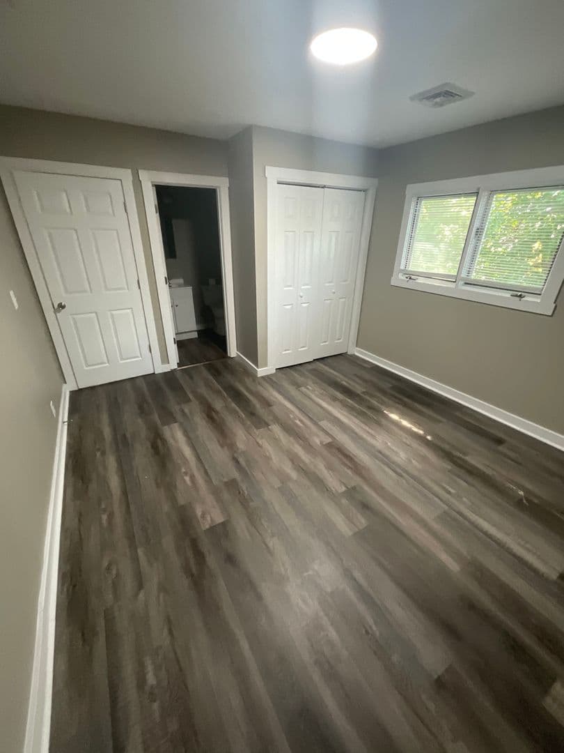 Bloomington Apartment: 312 E 8th Street