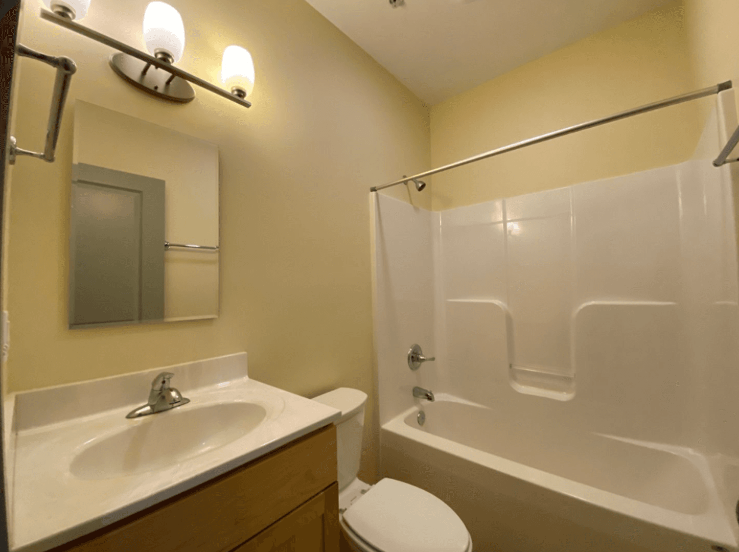 Bloomington Apartment: 235 W. Dodds Street