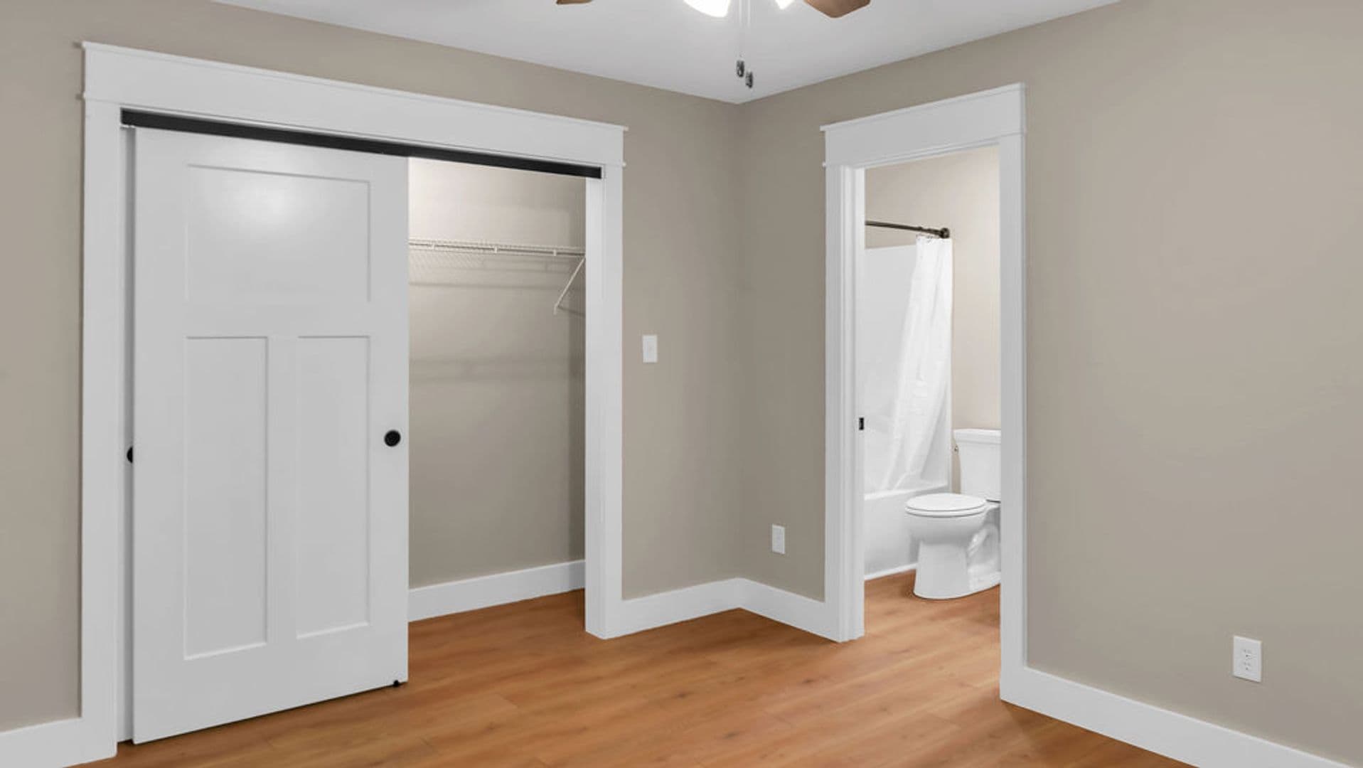 Bloomington Townhome: 809 N. Walnut St.
