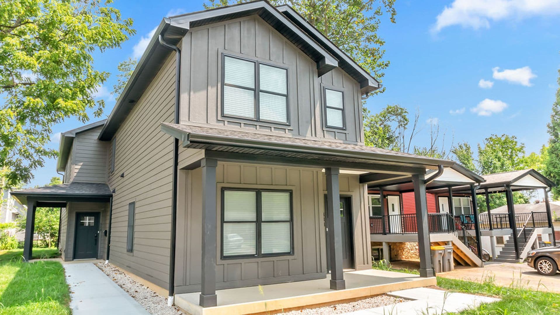 Bloomington Townhome: 111-113 S Jefferson