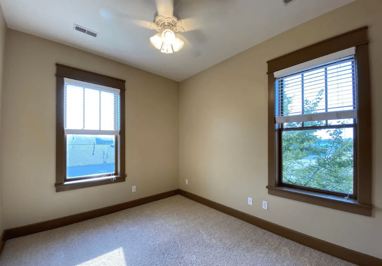 Bloomington Apartment: 231 W. Dodds Street