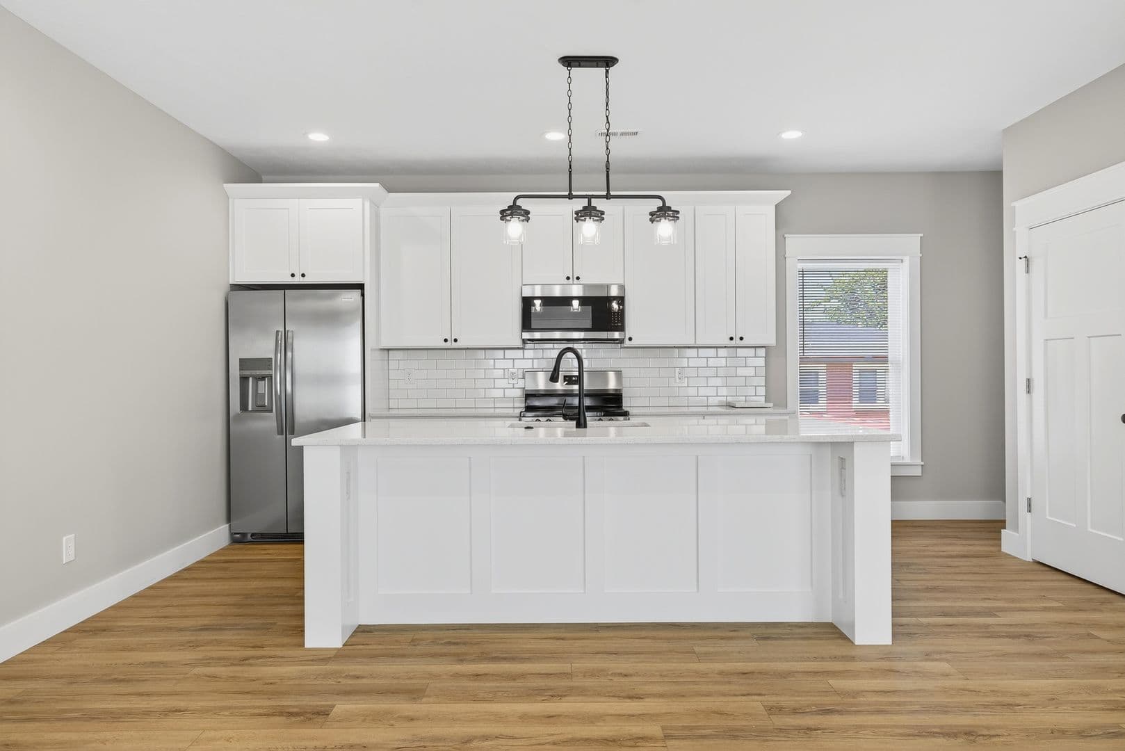Bloomington Townhome: 1120 N College Ave