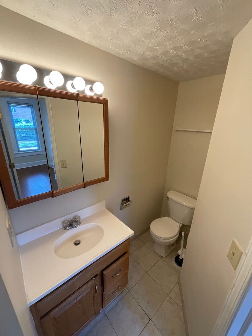 Bloomington House: 323 N. Grant St
