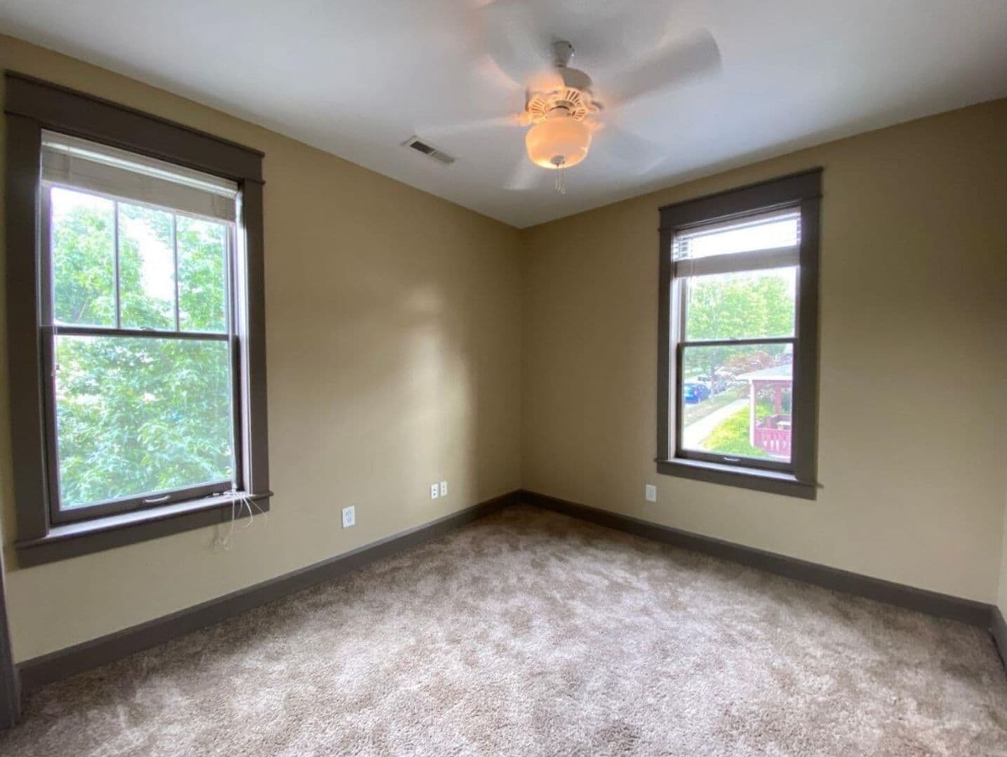 Bloomington Apartment: 509 E. Hillside Drive