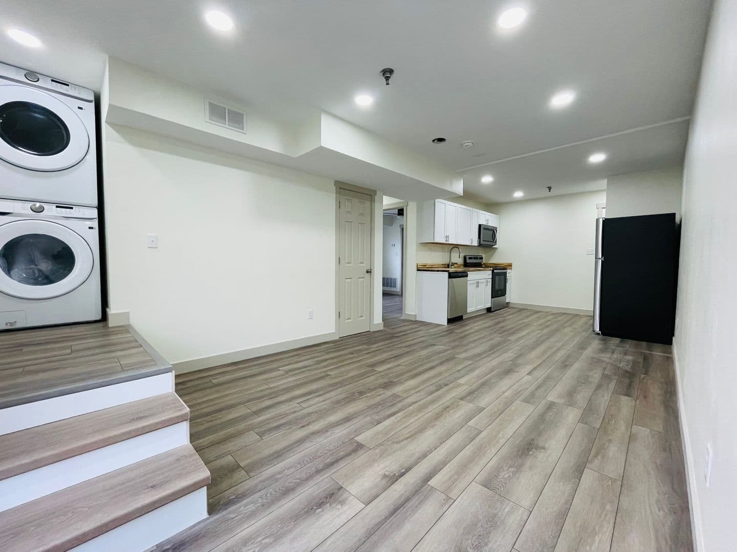 Bloomington Apartment: 125 N. Washington Street