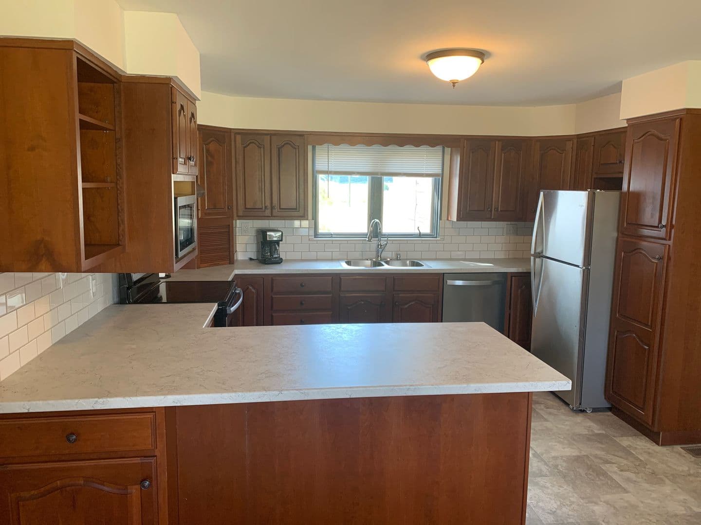 Bloomington House: 7691 W Reeves Road