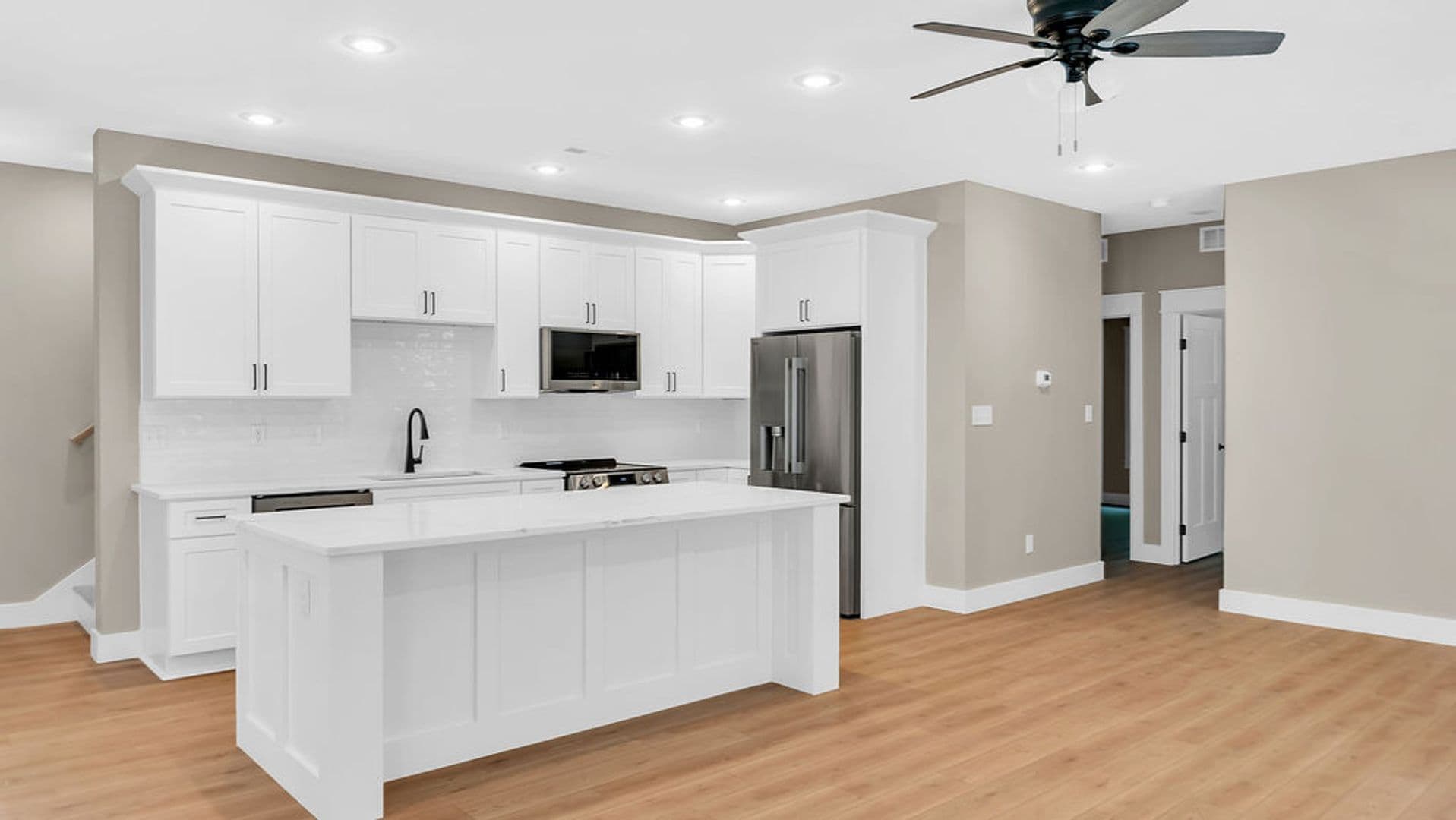 Bloomington Townhome: 809 N. Walnut St.