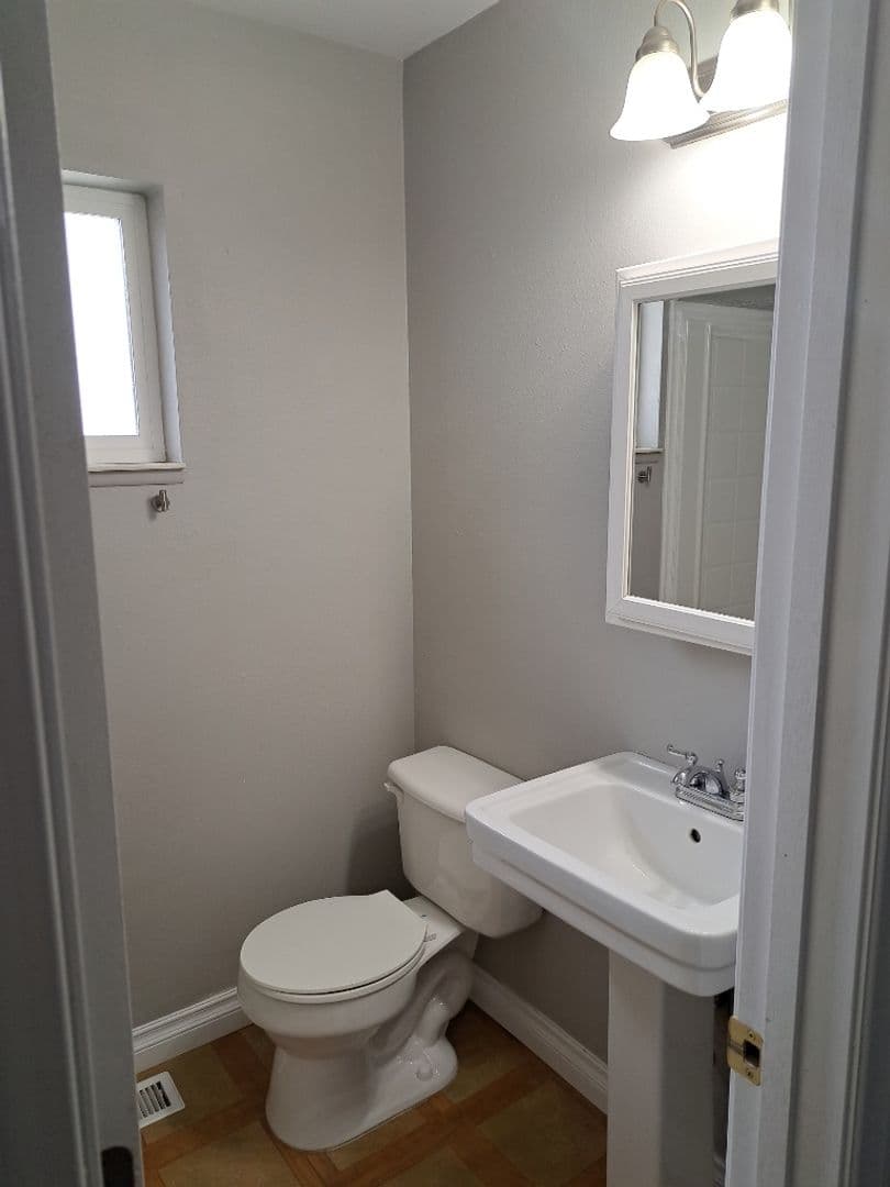 Grand Junction House: 2859 Hill Avenue