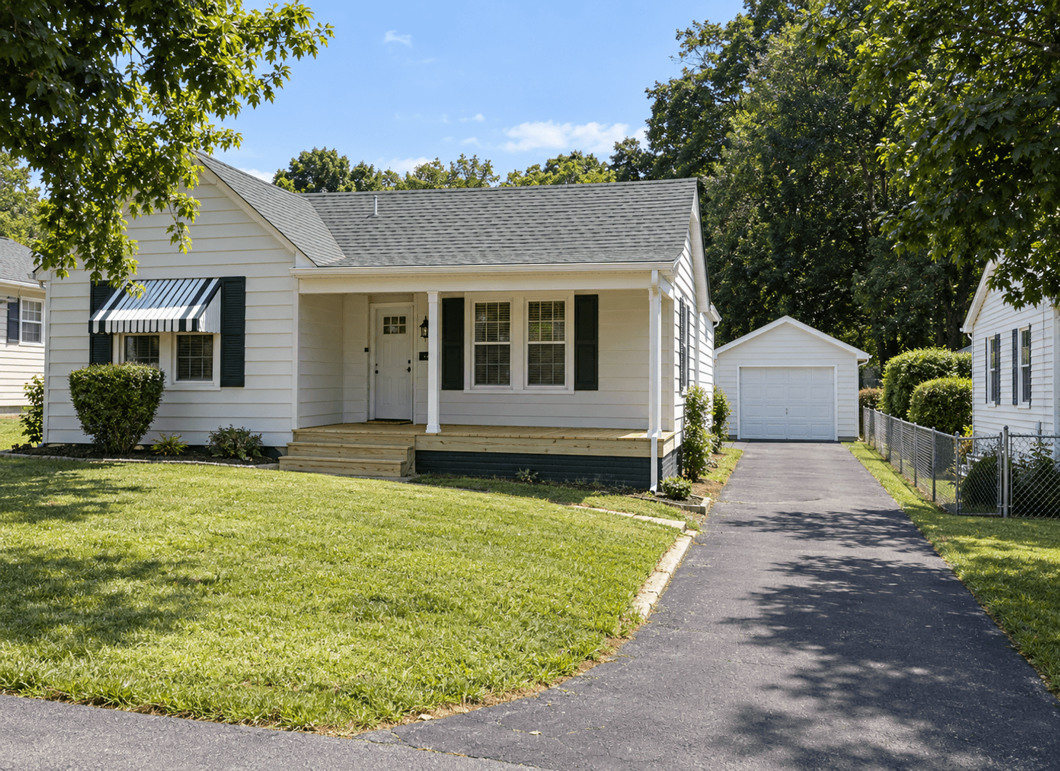 Kingsport House: 1449 Miller St