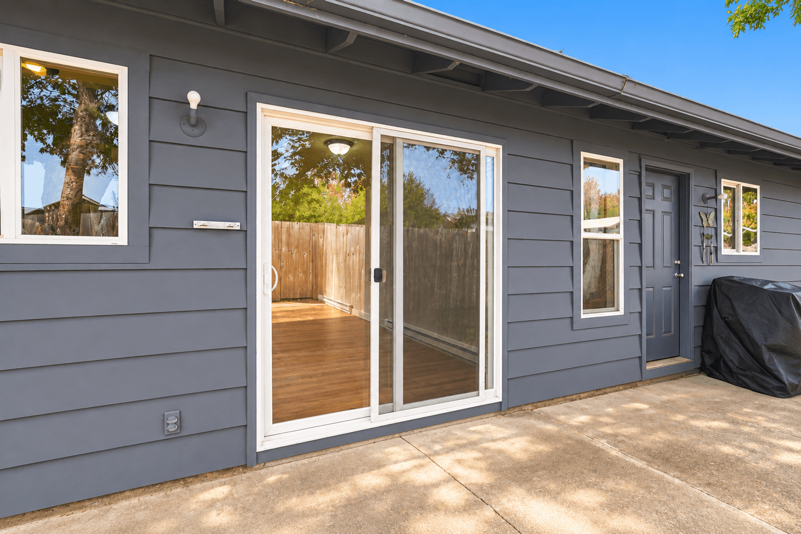 Forest Grove Apartment: 21st Place
