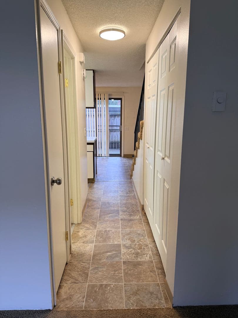 Salem Townhome: 190 Boone Road SE