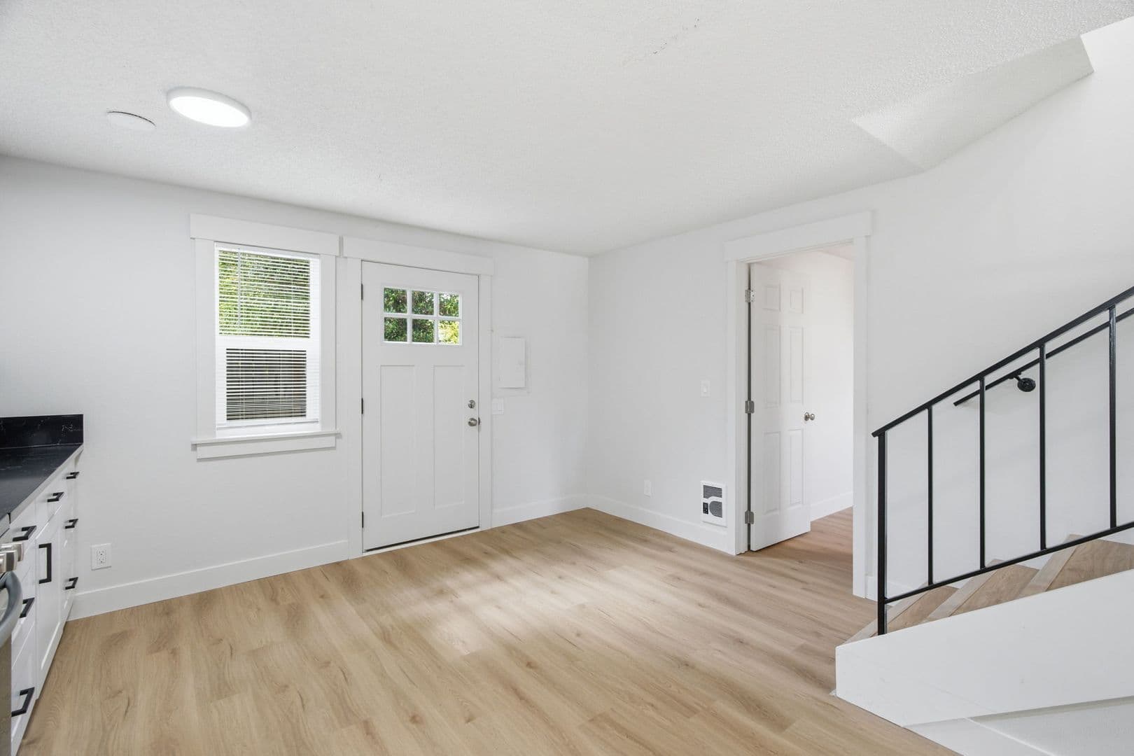 Salem Townhome: 190 Boone Road SE
