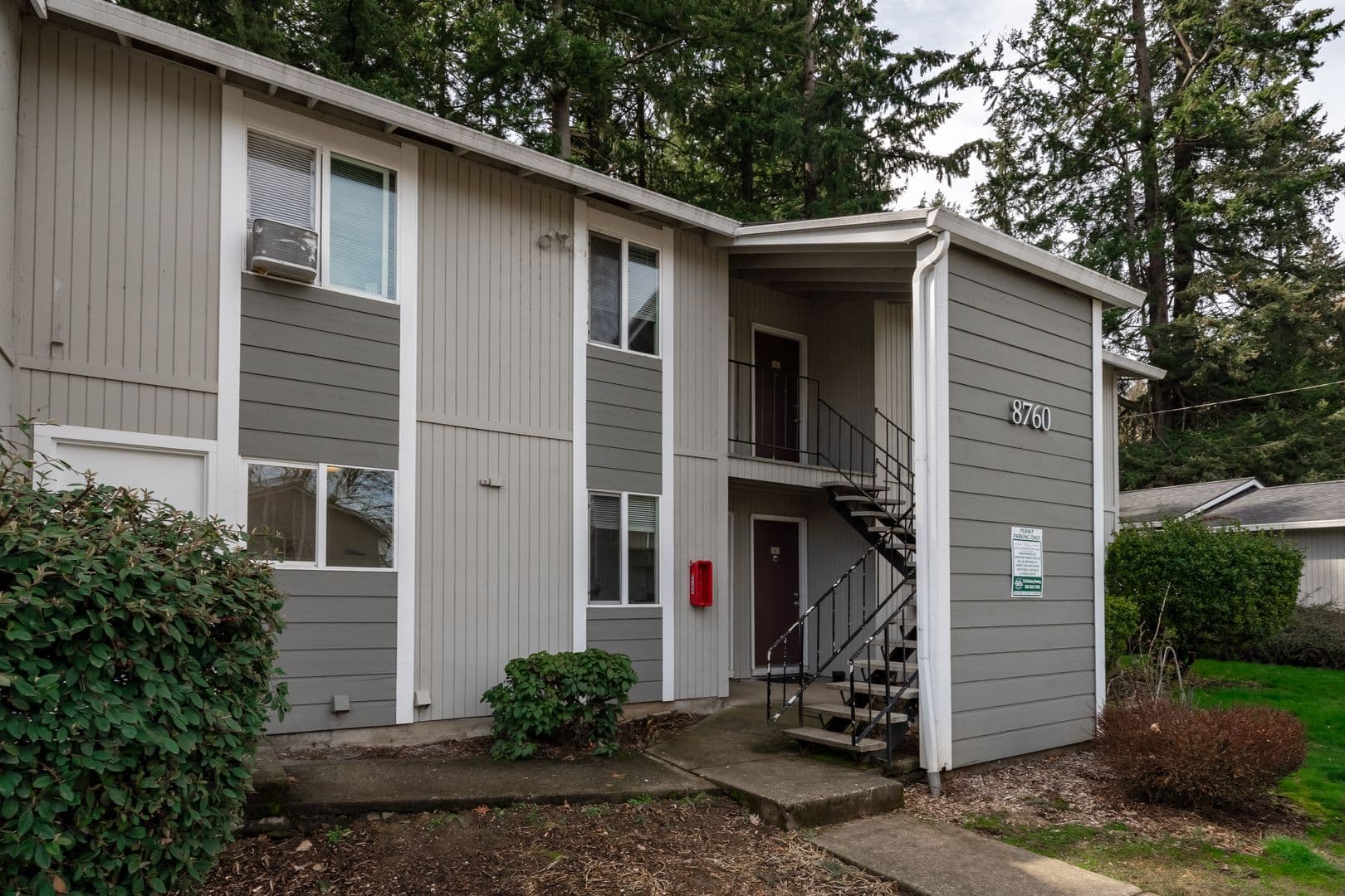 Portland Apartment: 8778 Columbia Blvd