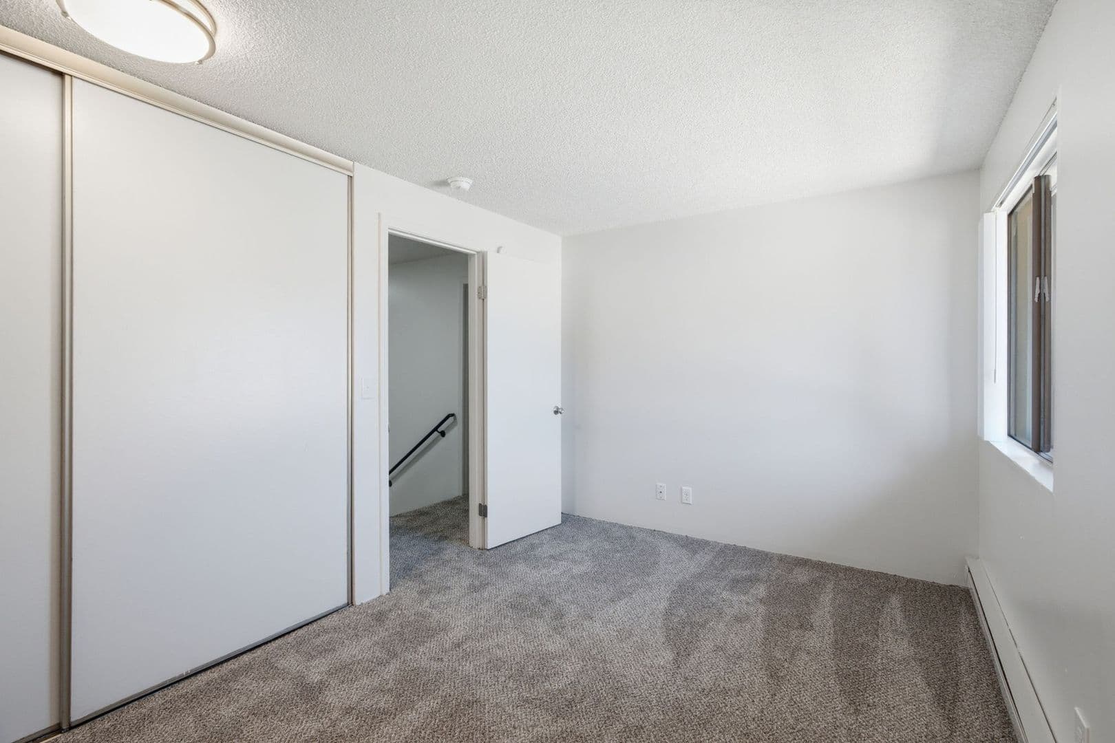 Salem Townhome: 190 Boone Road SE