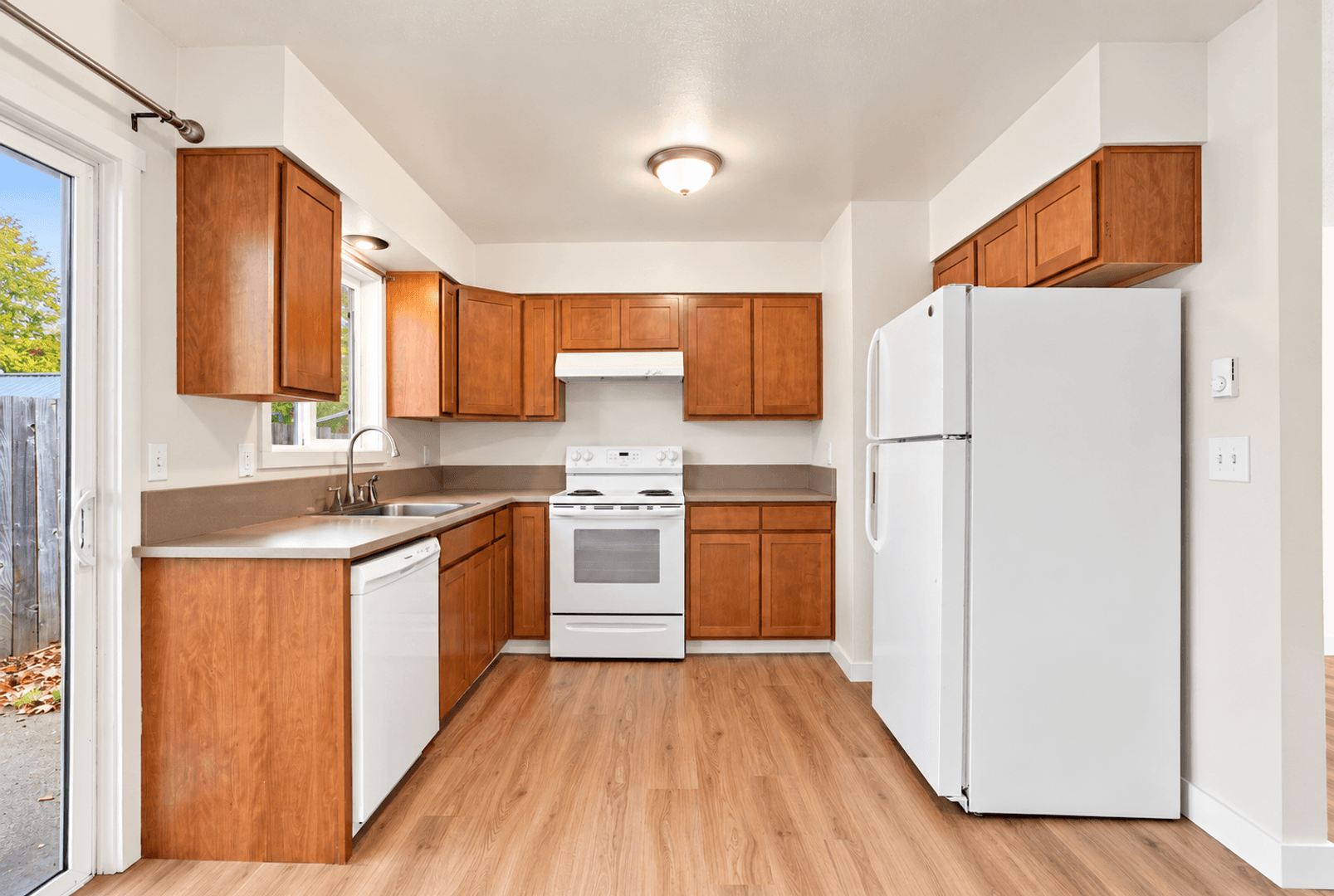 Forest Grove Apartment: 21st Place