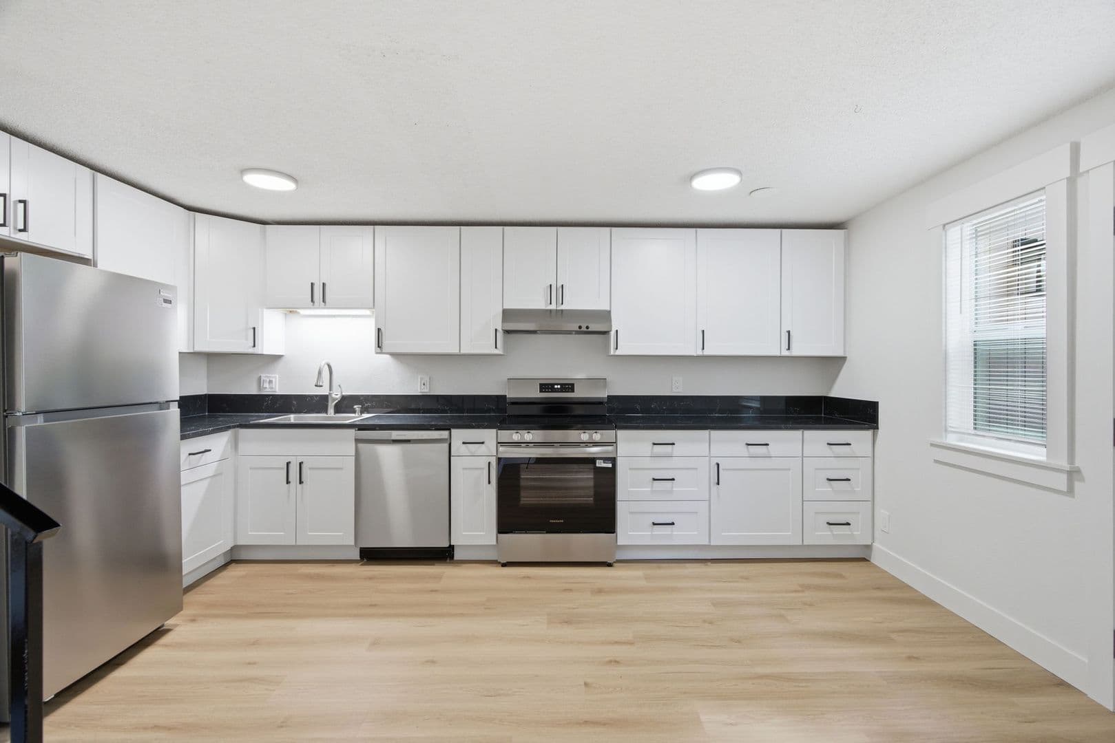 Salem Townhome: 190 Boone Road SE