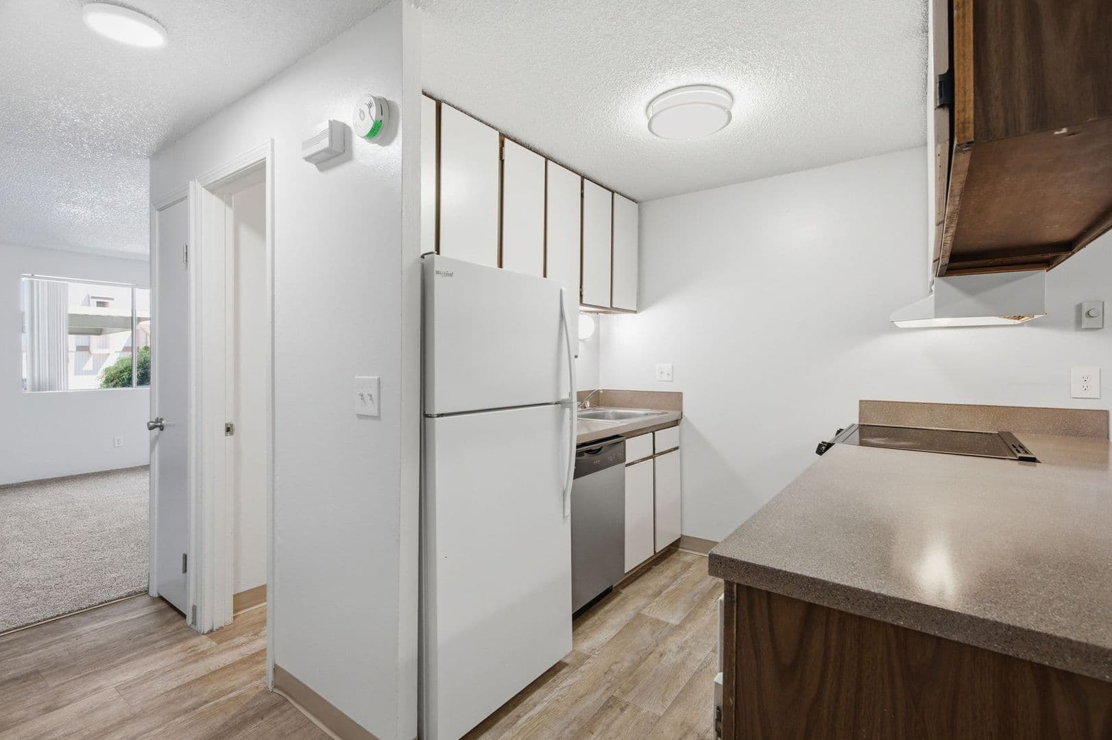 Salem Townhome: 190 Boone Road SE