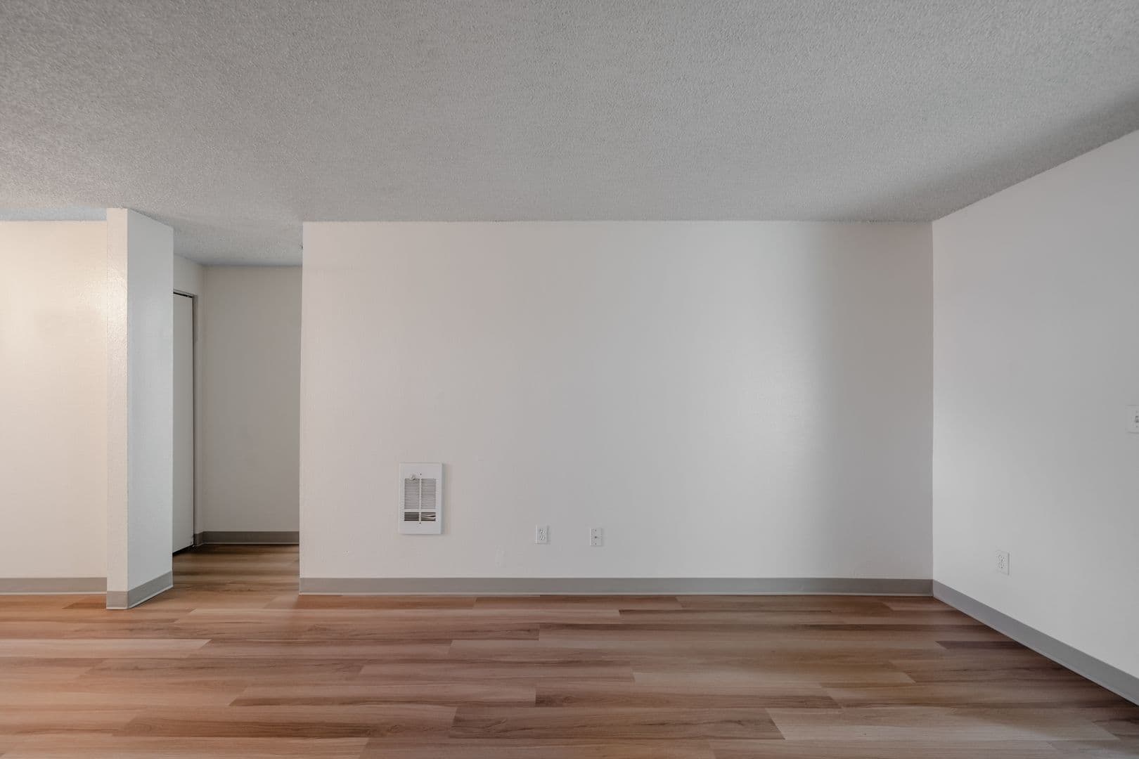 Portland Apartment: 8778 Columbia Blvd
