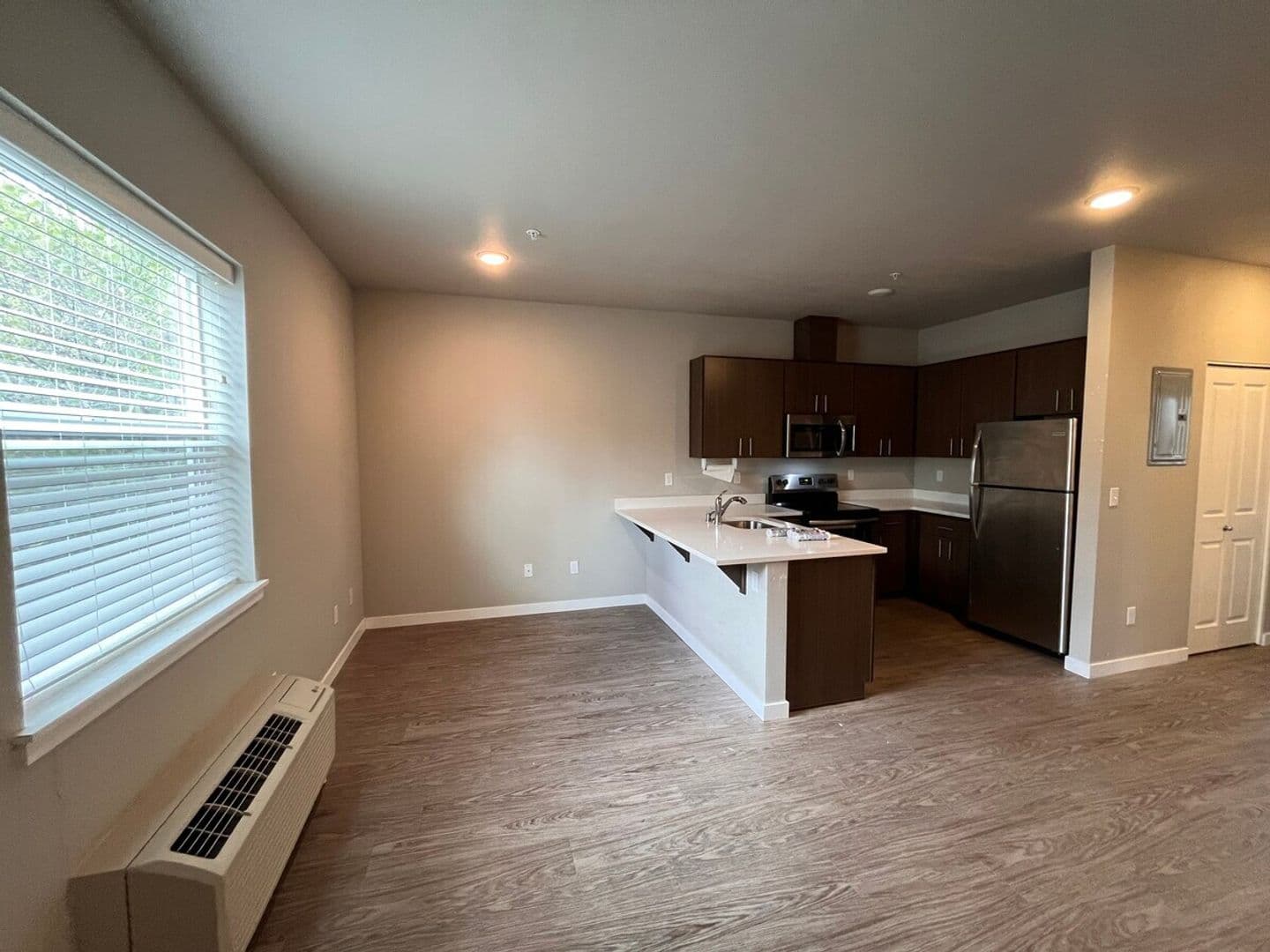 Portland Apartment: 6105 Southeast Cora Street