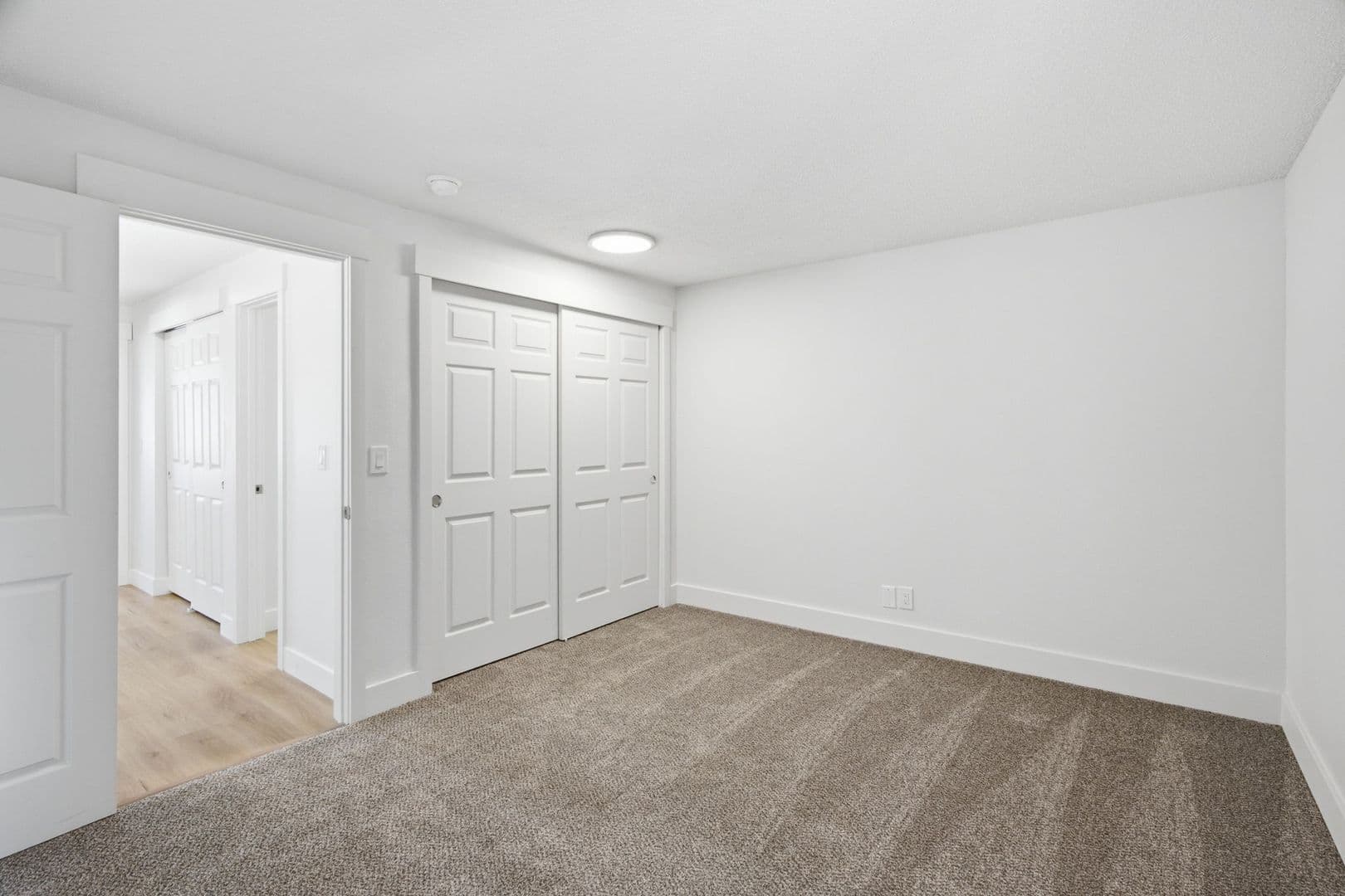 Salem Townhome: 190 Boone Road SE