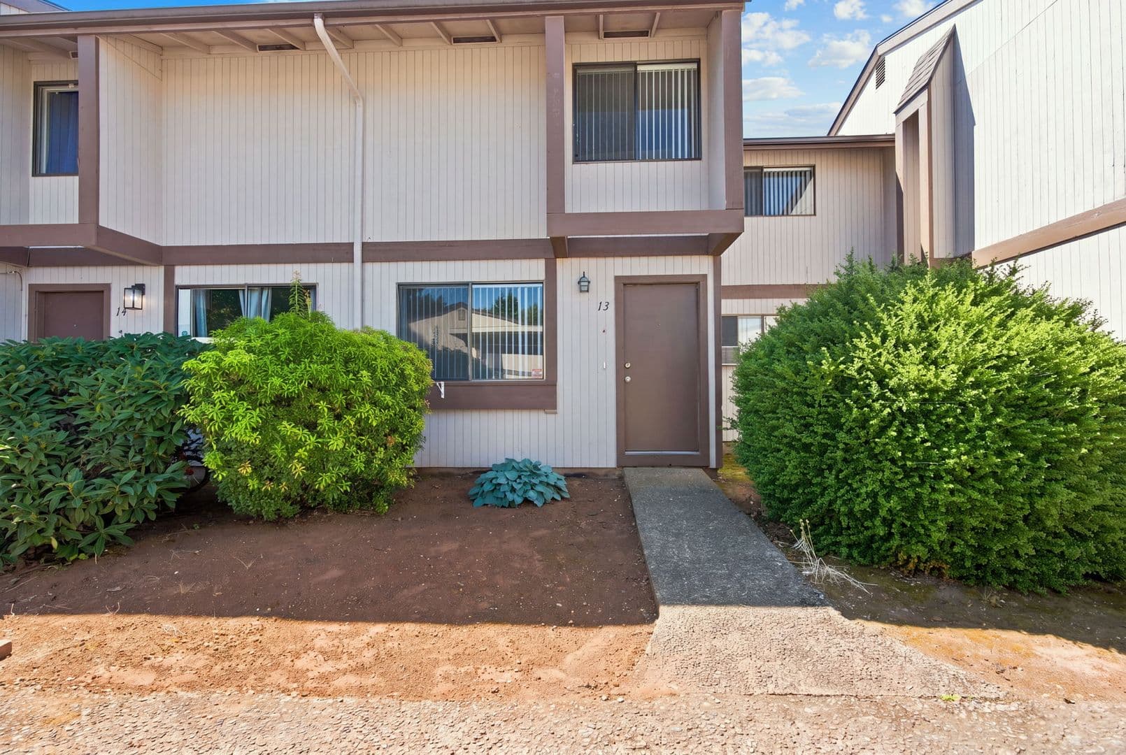 Salem Townhome: 190 Boone Road SE