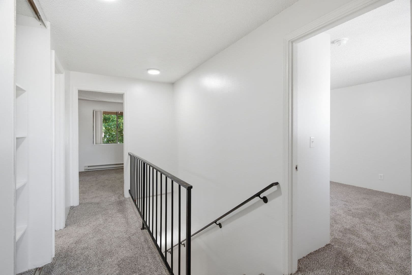Salem Townhome: 190 Boone Road SE
