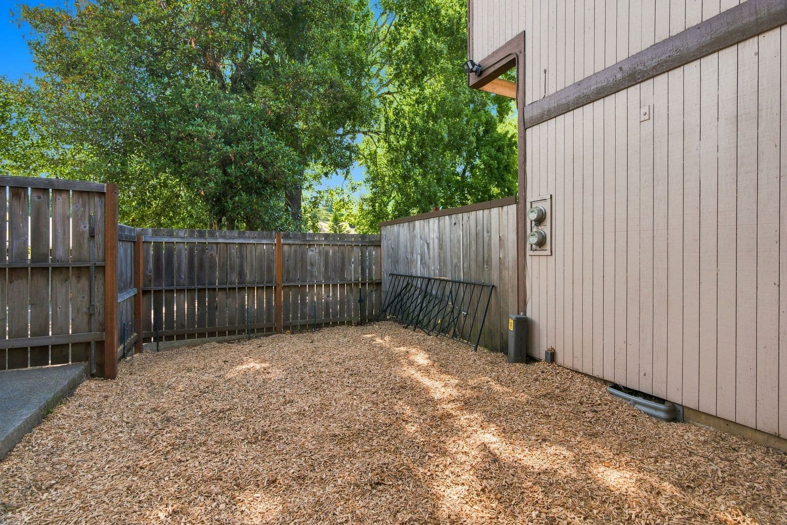 Salem Townhome: 190 Boone Road SE