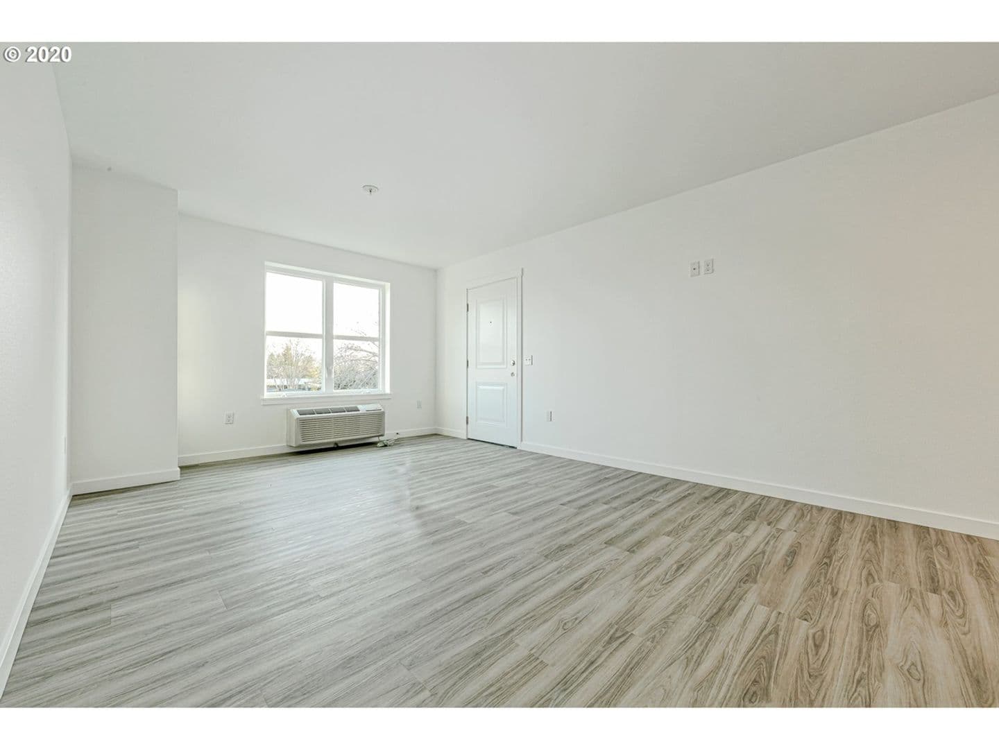 Portland Apartment: 1505 North Humboldt Street