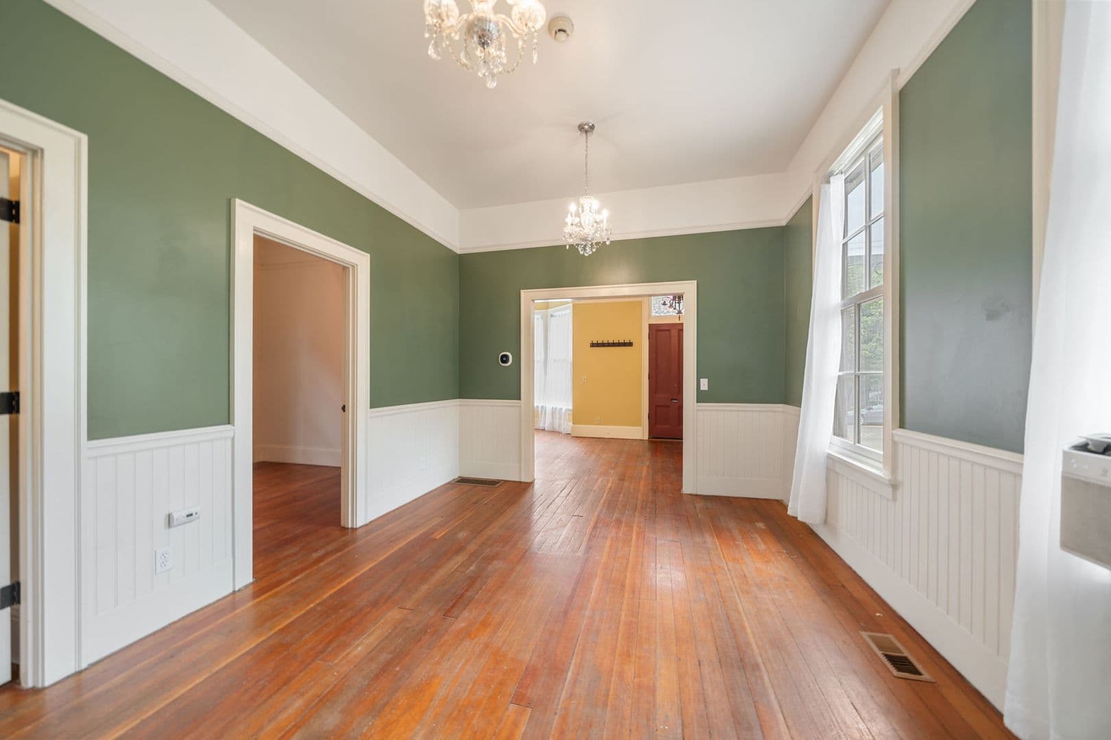 Portland House: 1945 NW Raleigh Street