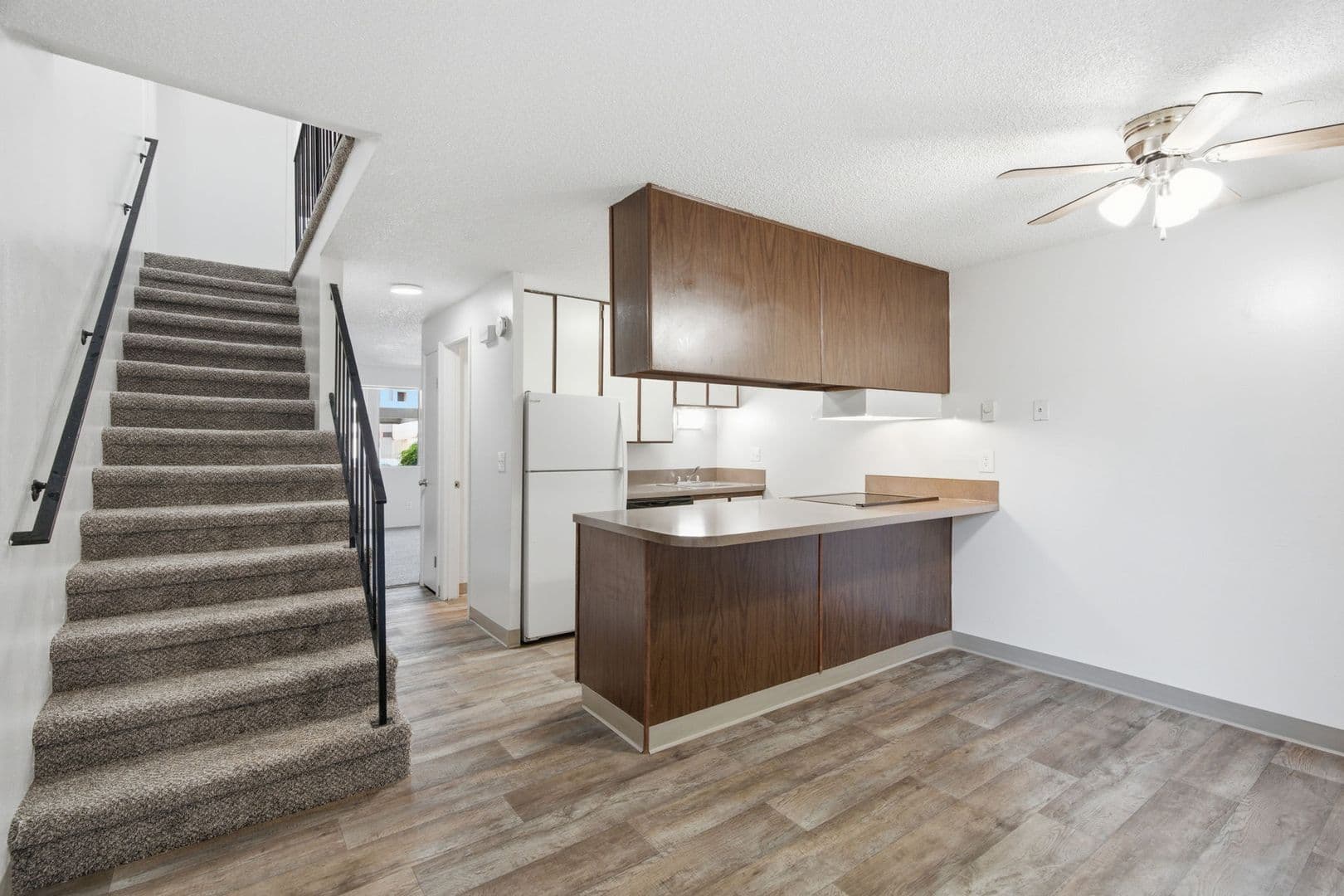 Salem Townhome: 190 Boone Road SE