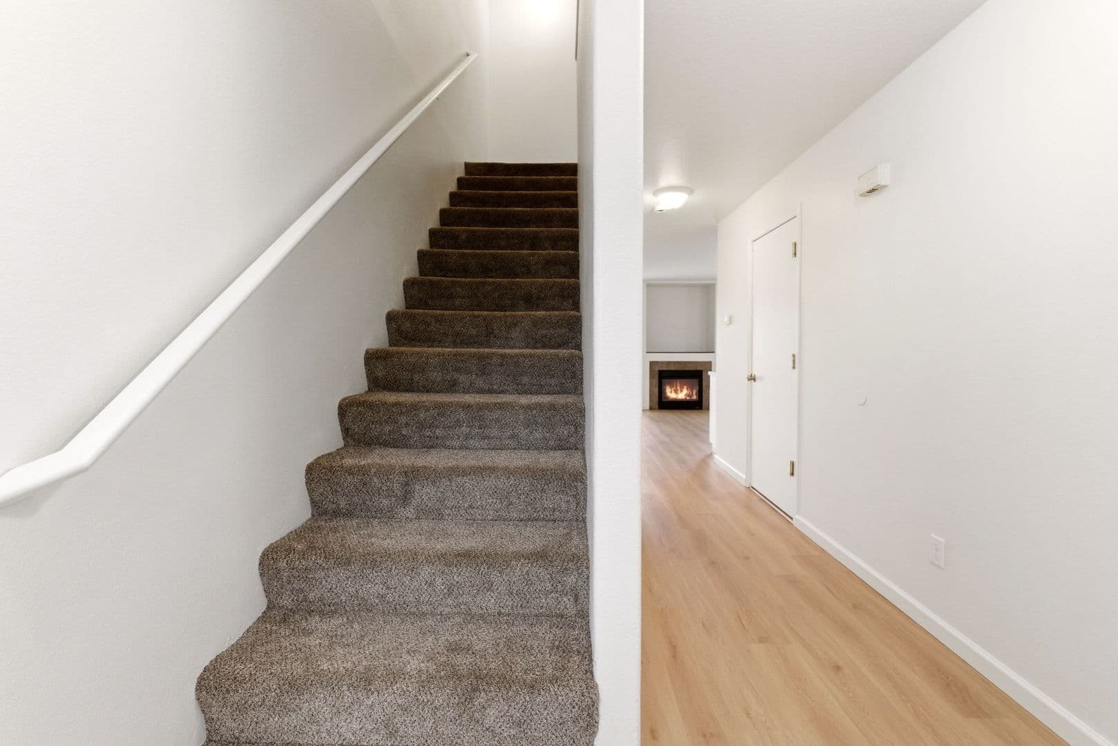 Portland Townhome: SE 157th Avenue