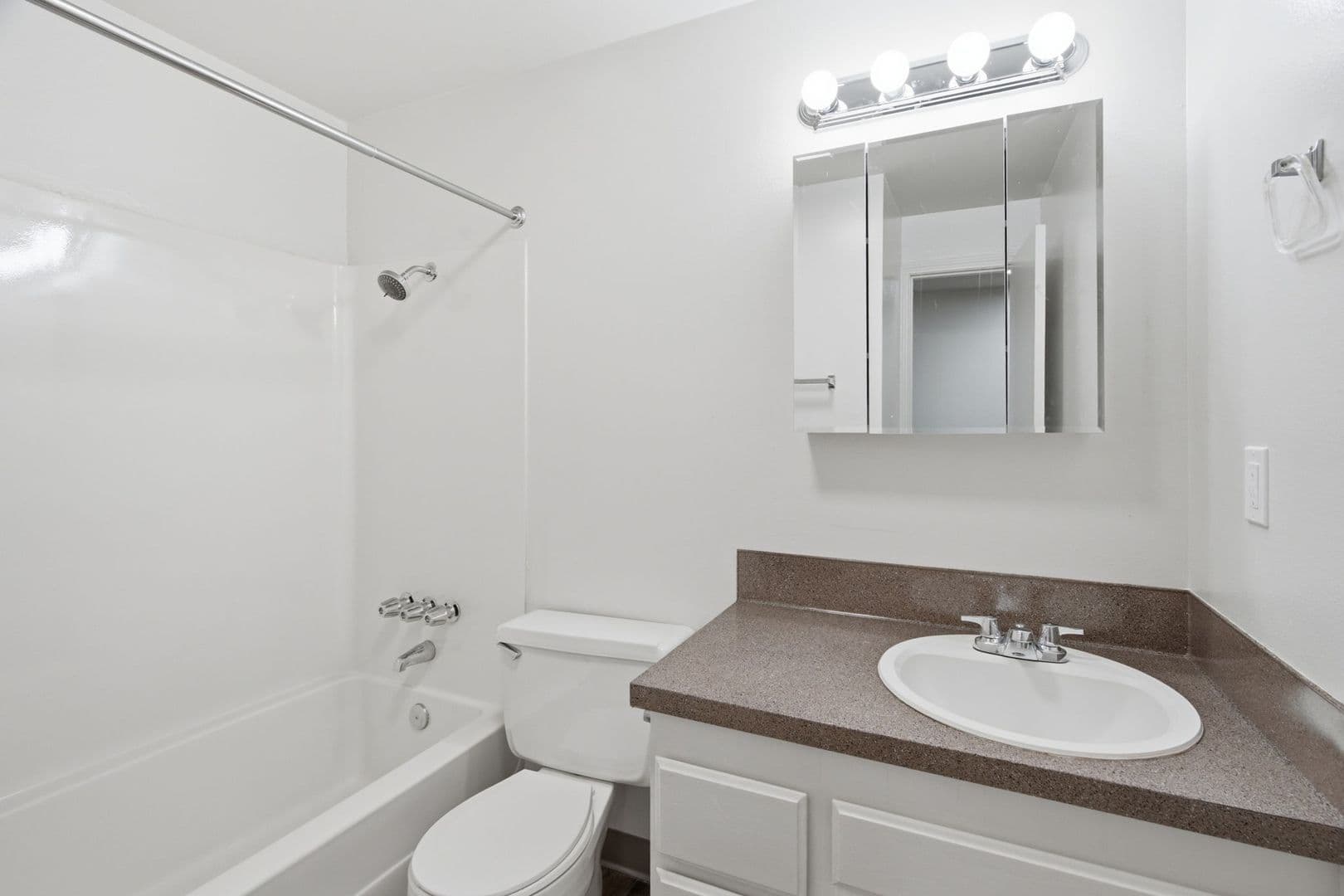 Salem Townhome: 190 Boone Road SE