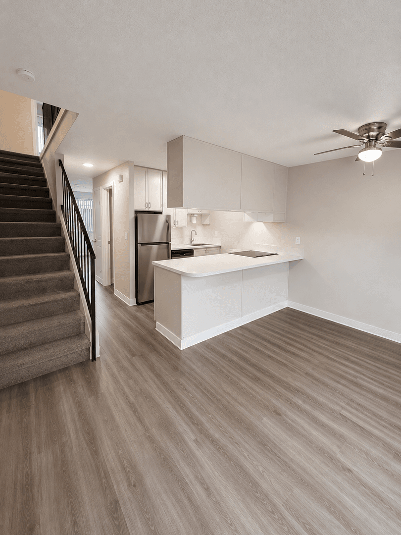 Salem Townhome: 190 Boone Road SE