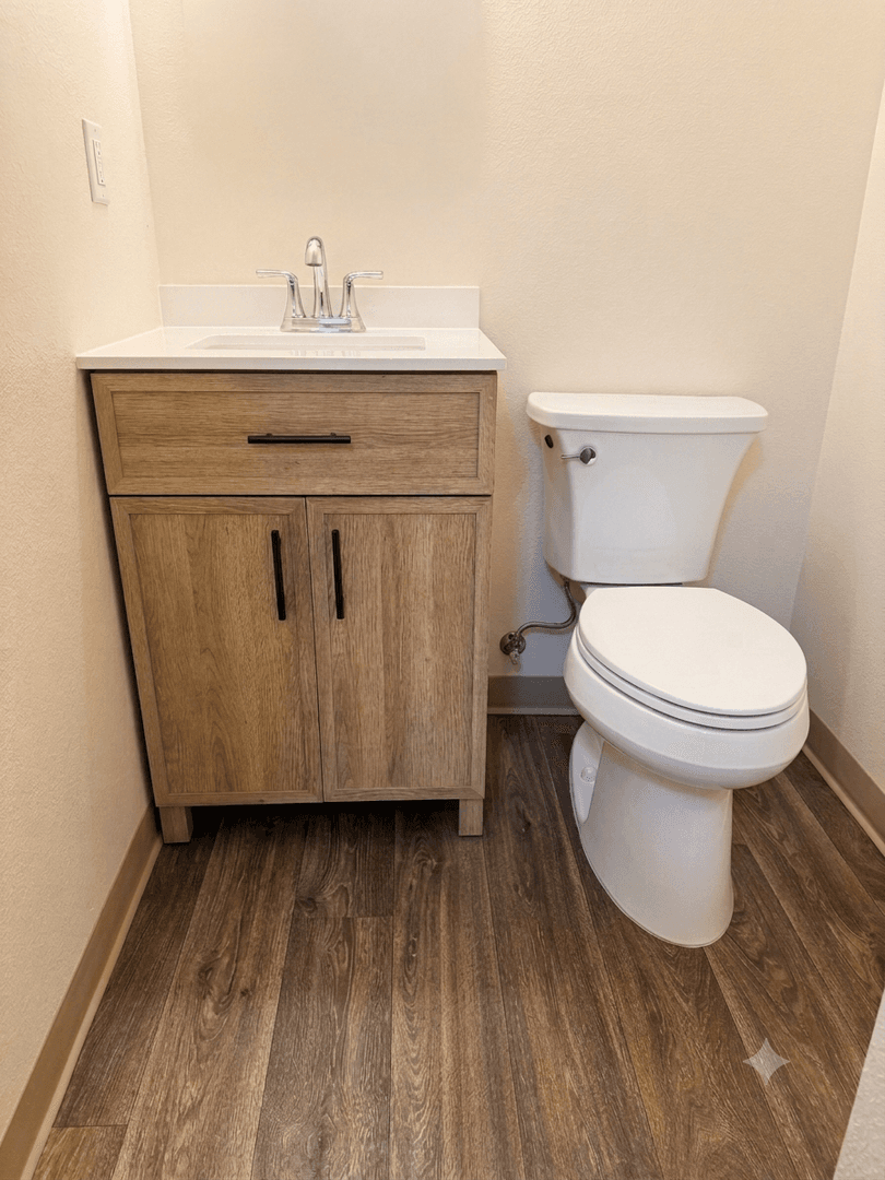 Salem Townhome: 190 Boone Road SE