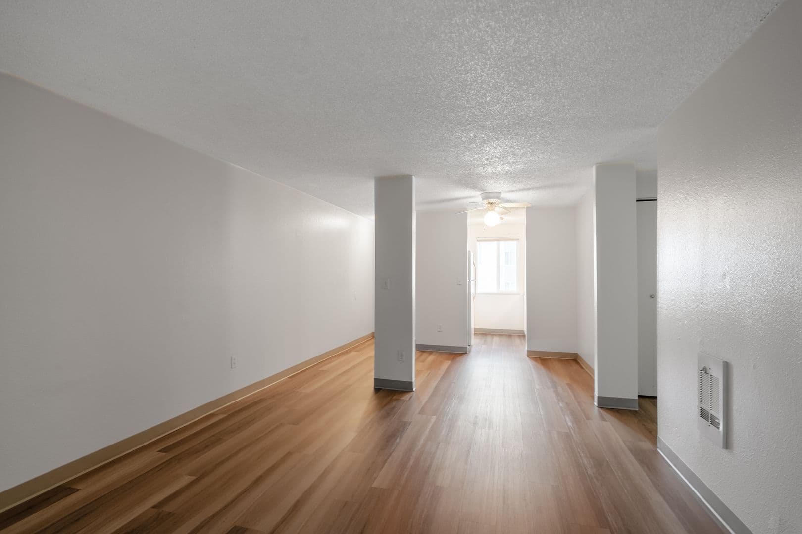Portland Apartment: 8778 Columbia Blvd