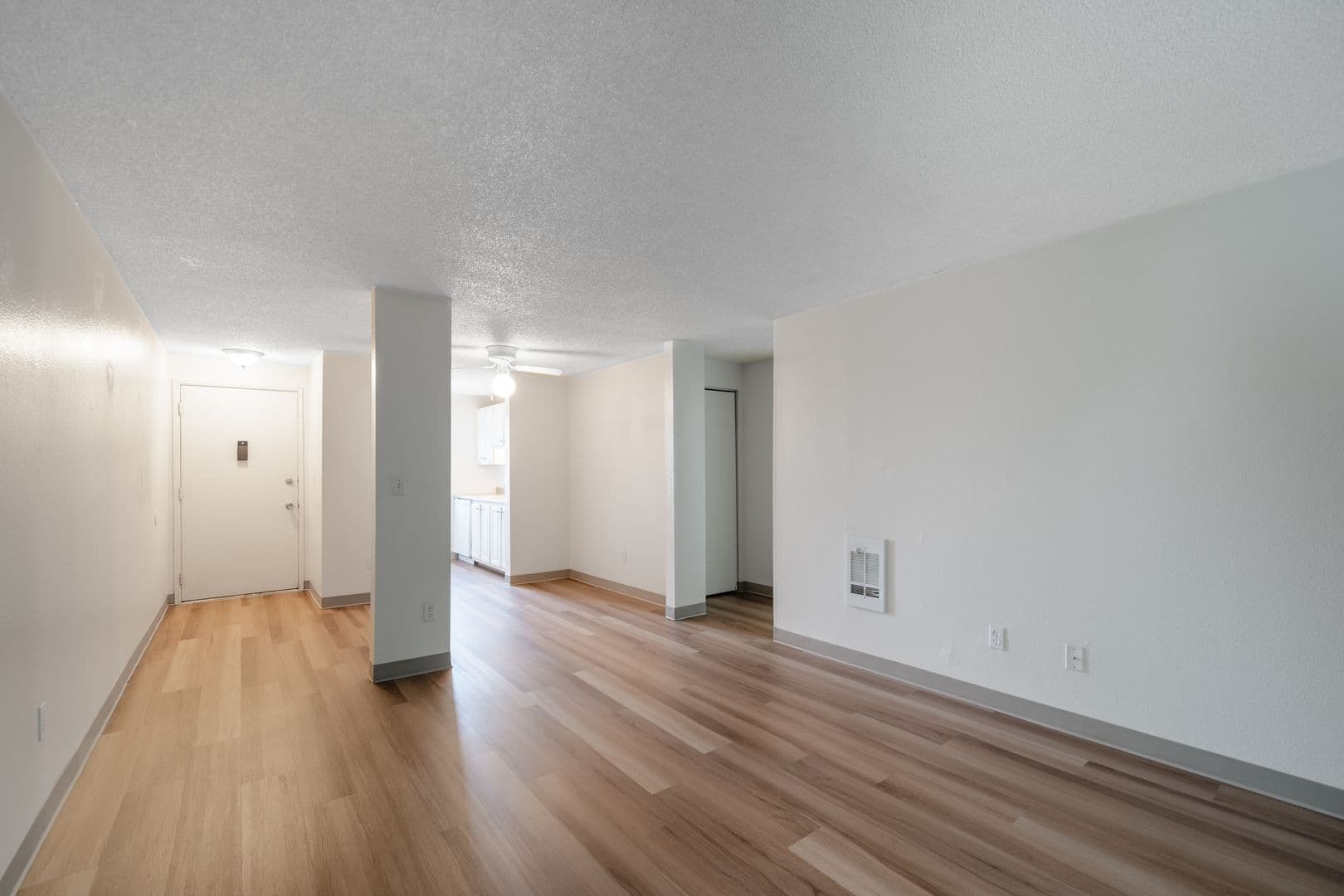 Portland Apartment: 8778 Columbia Blvd