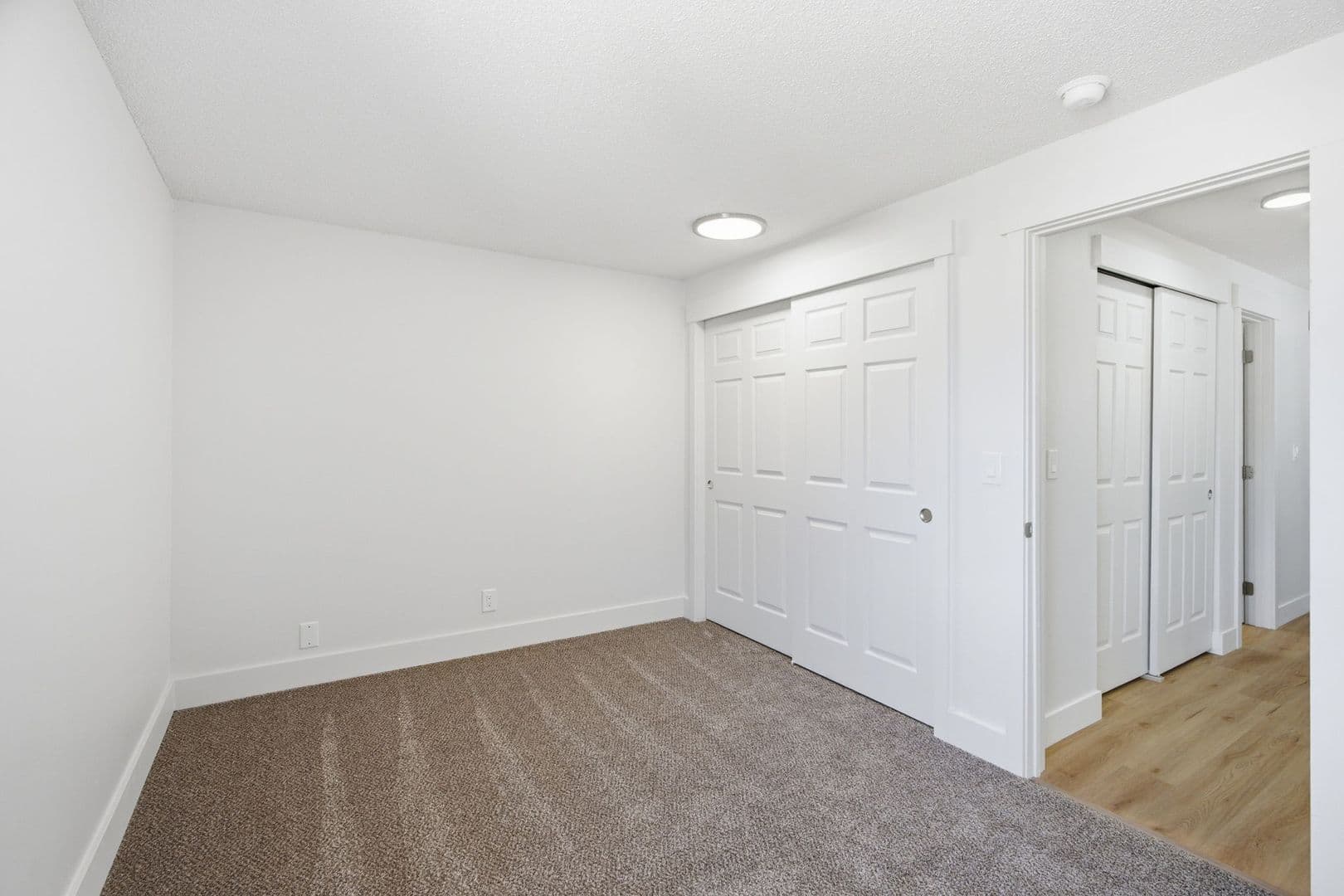 Salem Townhome: 190 Boone Road SE