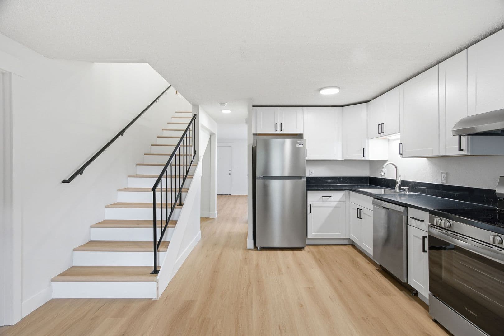 Salem Townhome: 190 Boone Road SE