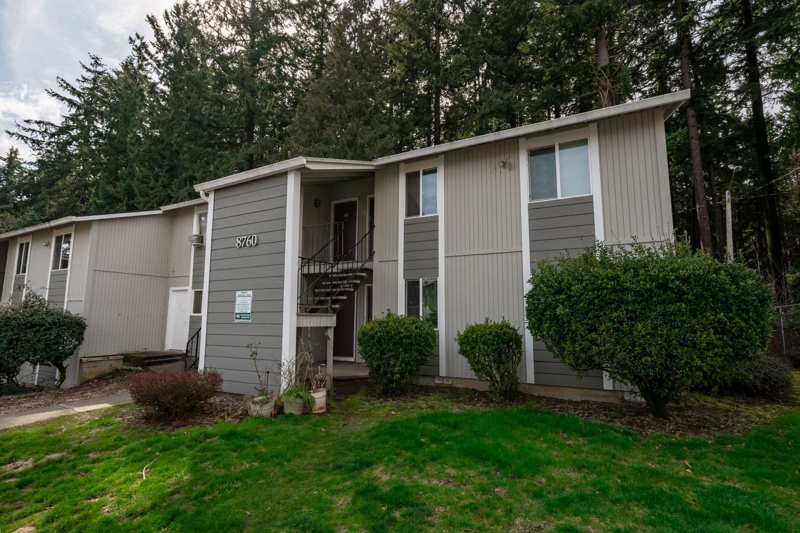 Portland Apartment: 8778 Columbia Blvd