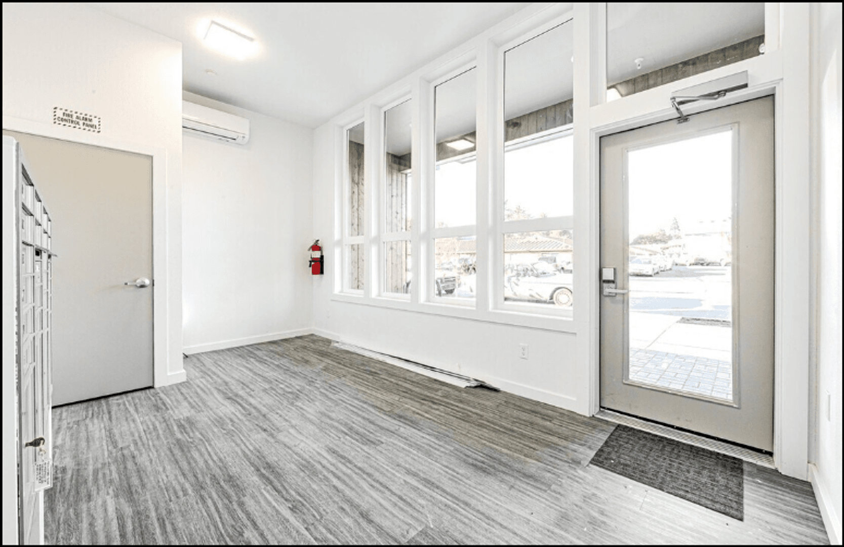 Portland Apartment: 8130 Southeast Woodward Street