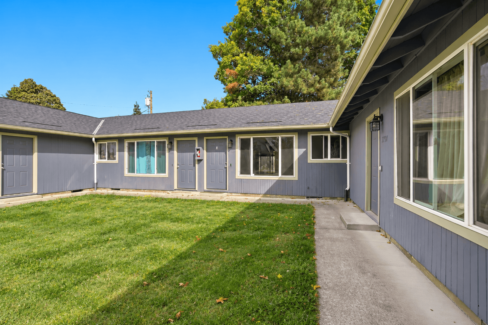 Forest Grove Apartment: 21st Place