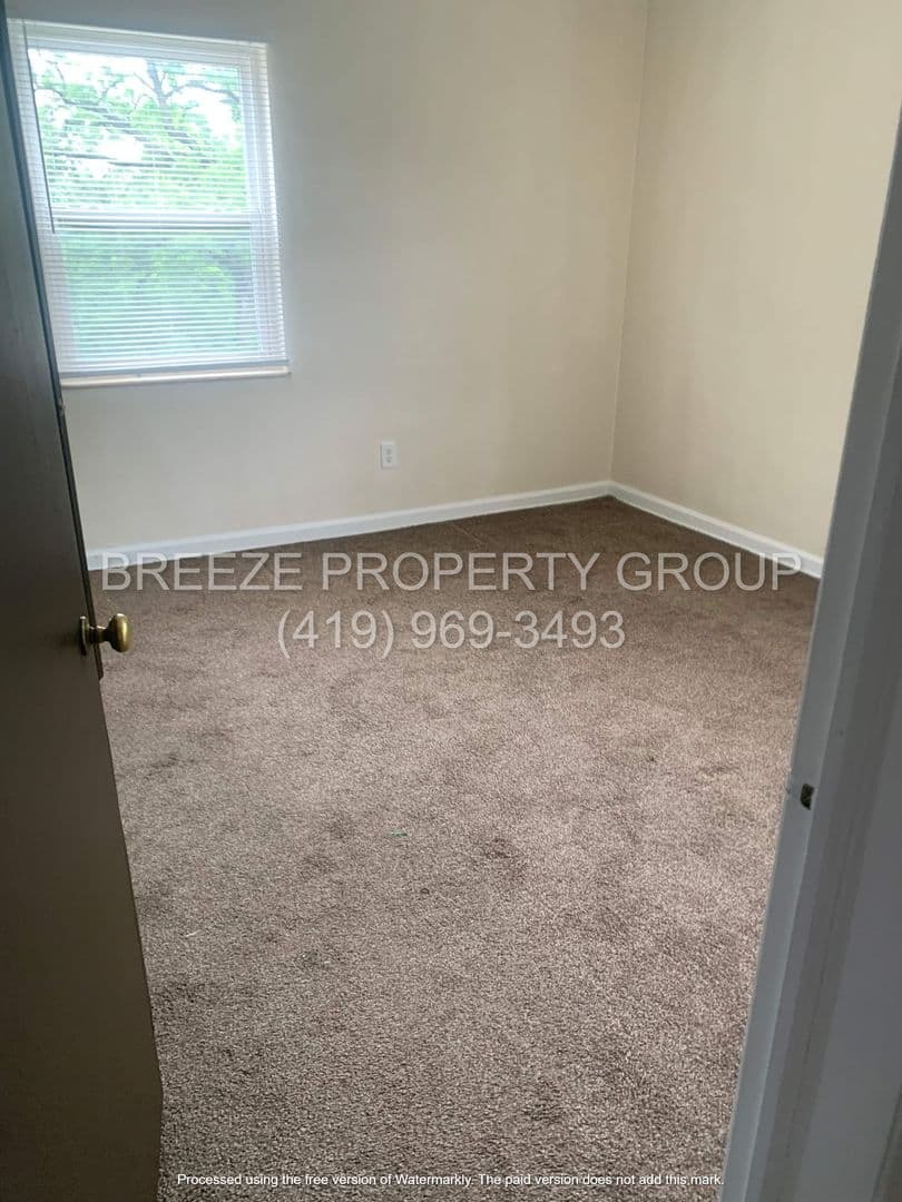 Toledo Apartment: 2155 Perth St