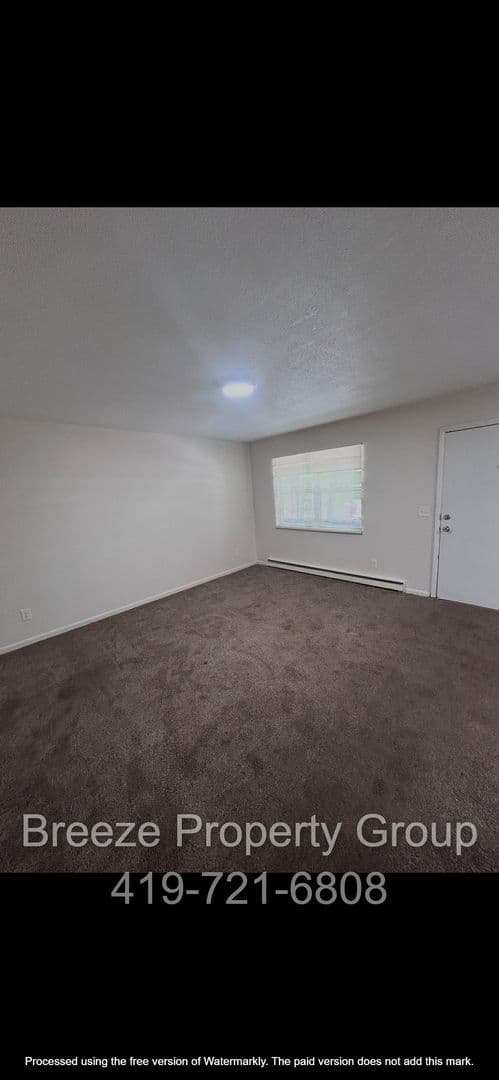 Toledo Apartment: 5339 Secor